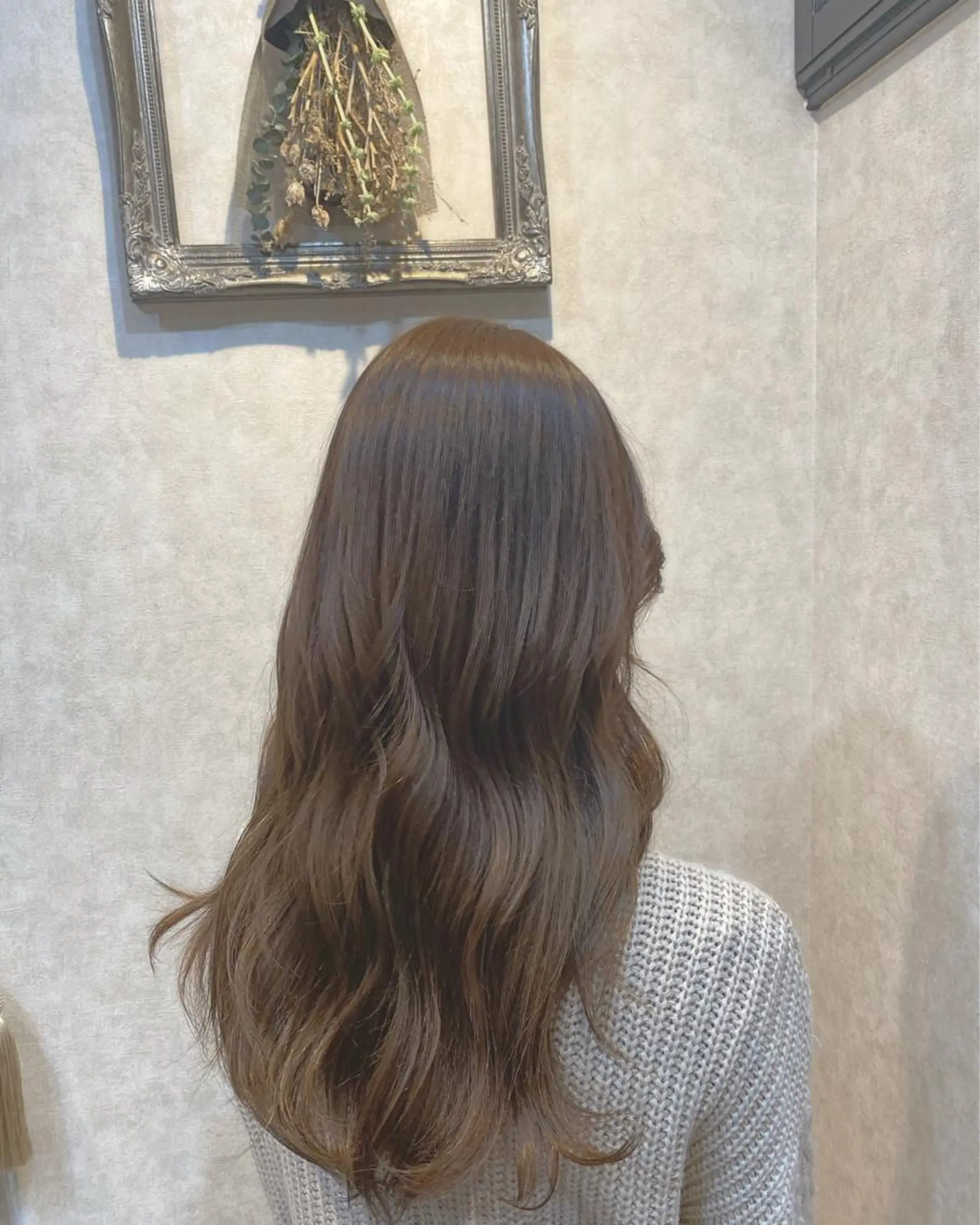 ロング カラー tomorrow所属・齊藤 萌香のヘアスタイル