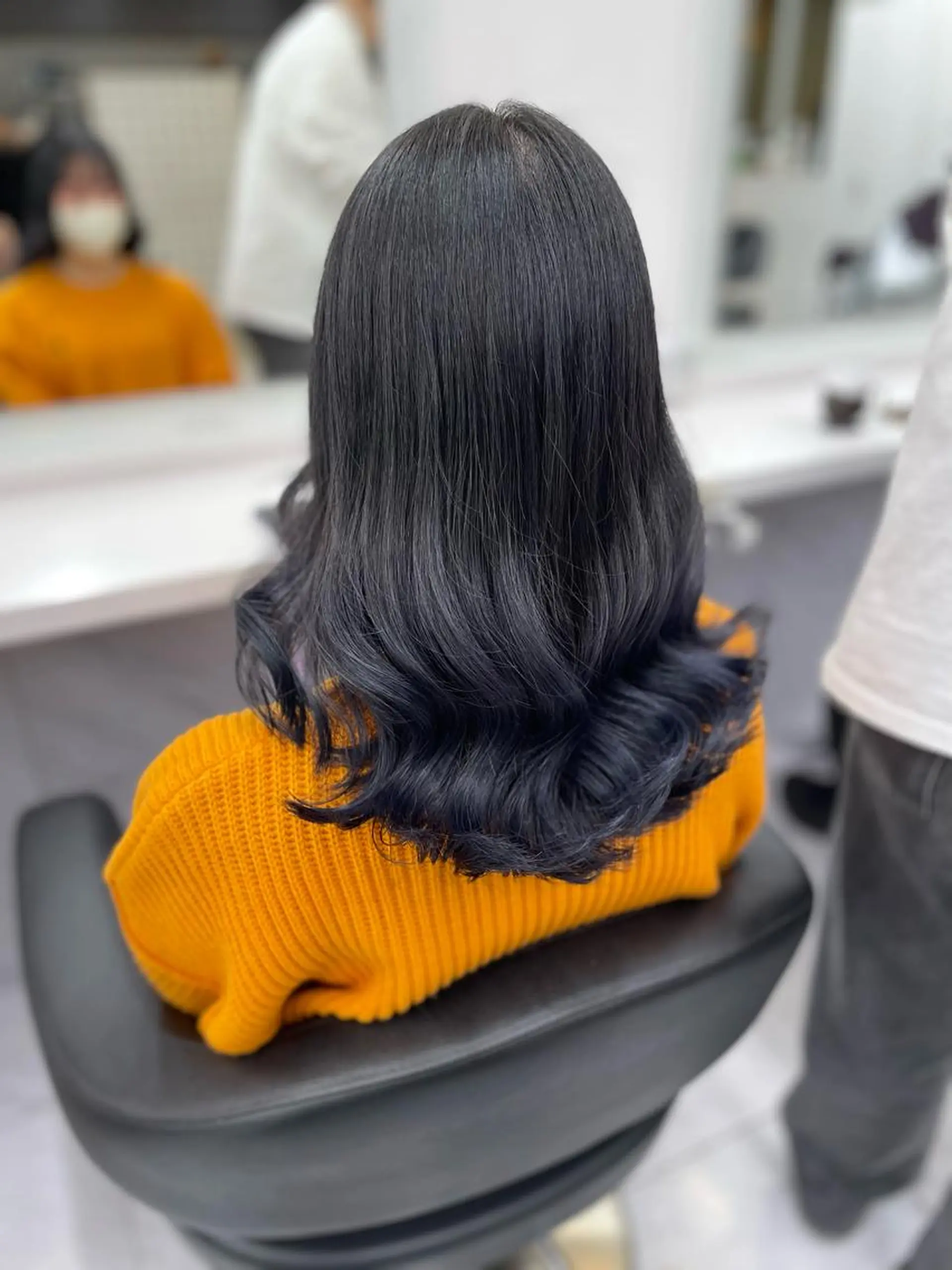 ミディアム カラー パーマ ヘアアレンジ メンズ キッズ ネイル マツエク・マツパ アイブロウ 🦋透明感グレージュ /韓国レイヤー🦋のヘアスタイル