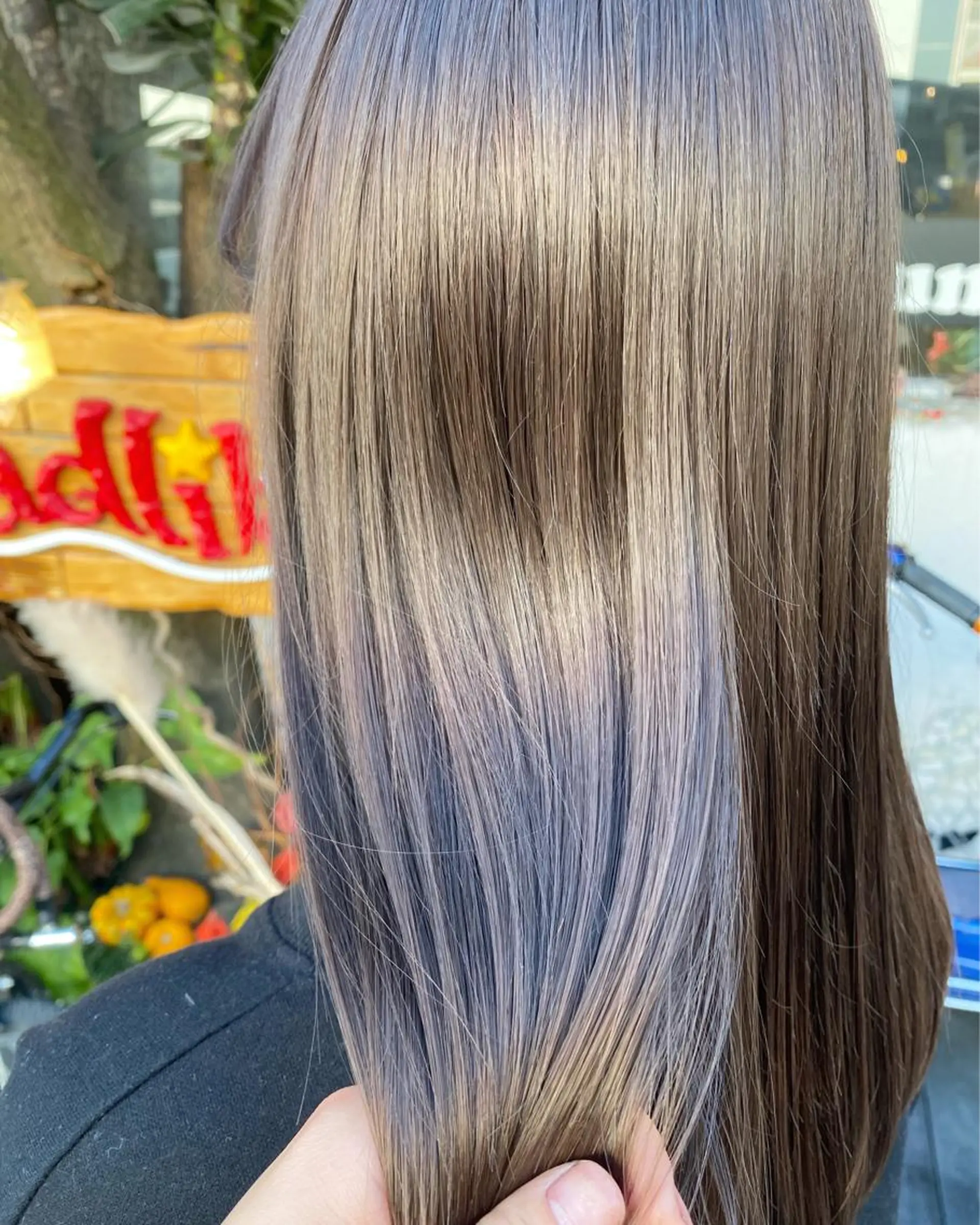 セミロング カラー ベージュカラー ヘアカラー トリートメント 玉木 育実のヘアスタイル