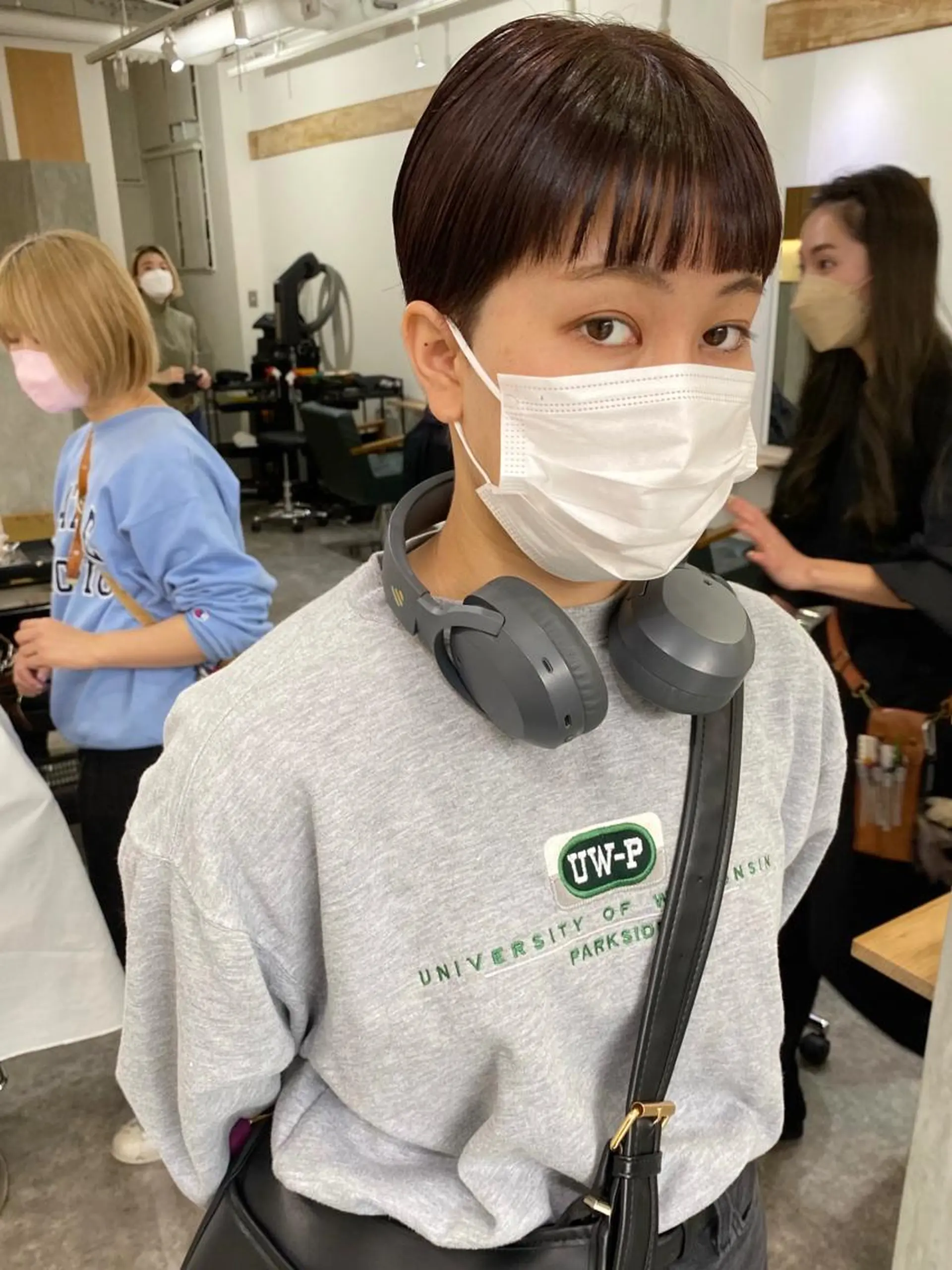 ショート カラー ブラウンカラー オン眉 ショートヘア カット ヘアカラー 森貴裕/ベージュ/ パーマ/オリーブのヘアスタイル