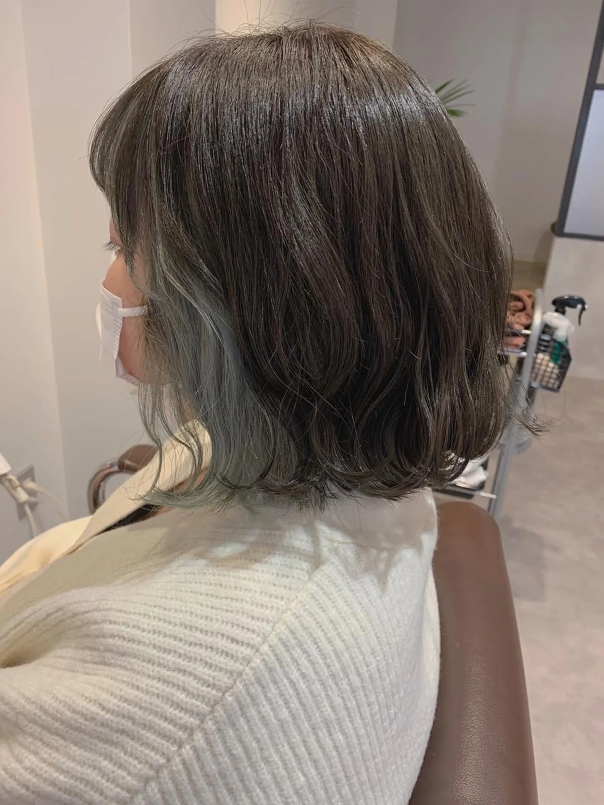 カラー MIA 菅原のヘアスタイル