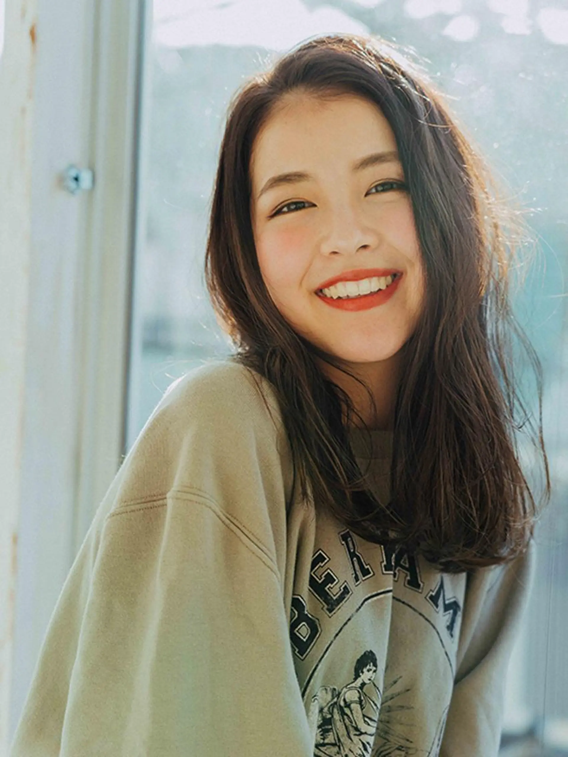 セミロング カラー ✂︎✂︎レディースの メンズカット屋さんのヘアスタイル