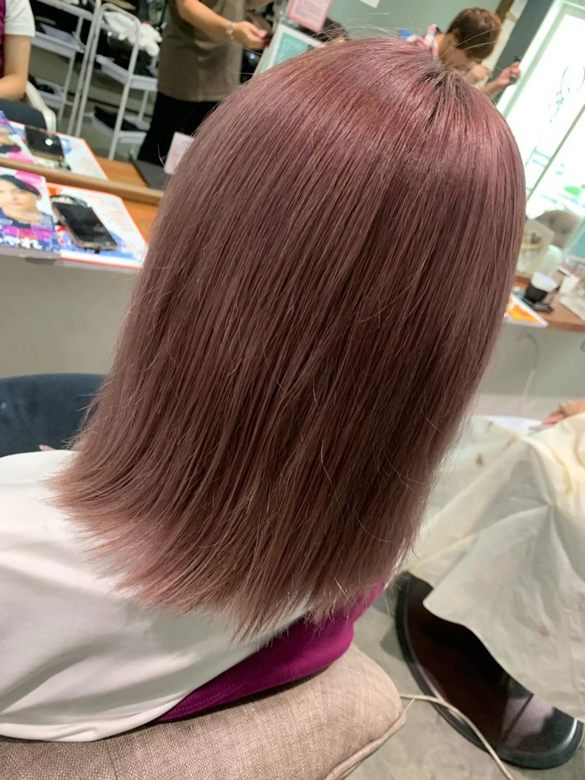 セミロング カラー 指名支持率NO.1 スタイリストのヘアスタイル