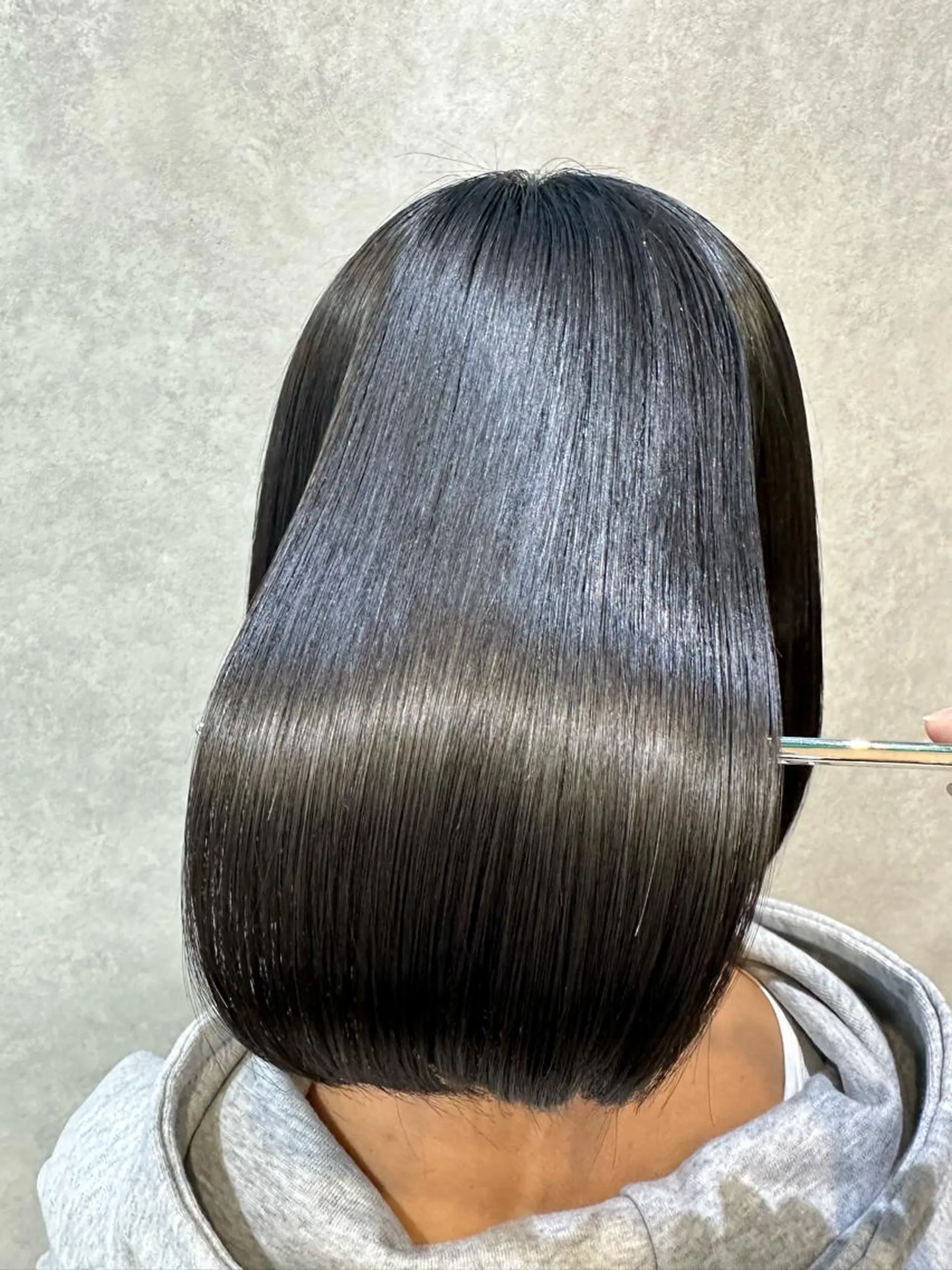 ミディアム 🔸縮毛矯正/髪質 改善カラー石崎🔸のヘアスタイル