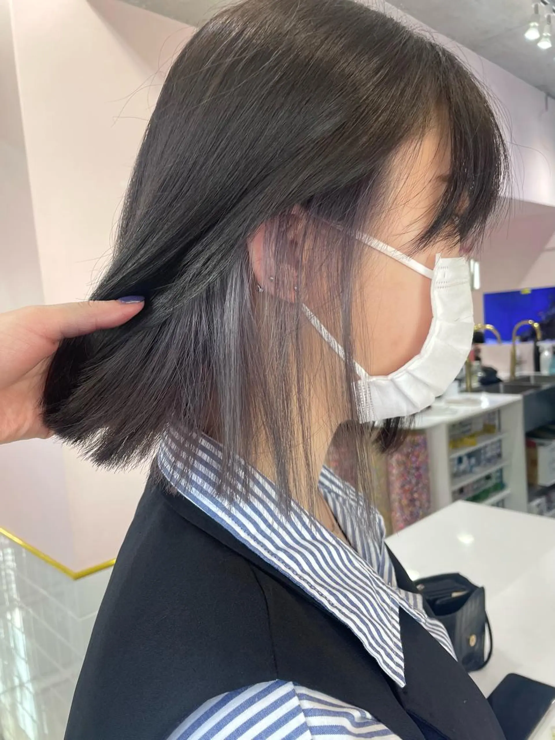 カラー 艶髪 🦋CON🦋のヘアスタイル