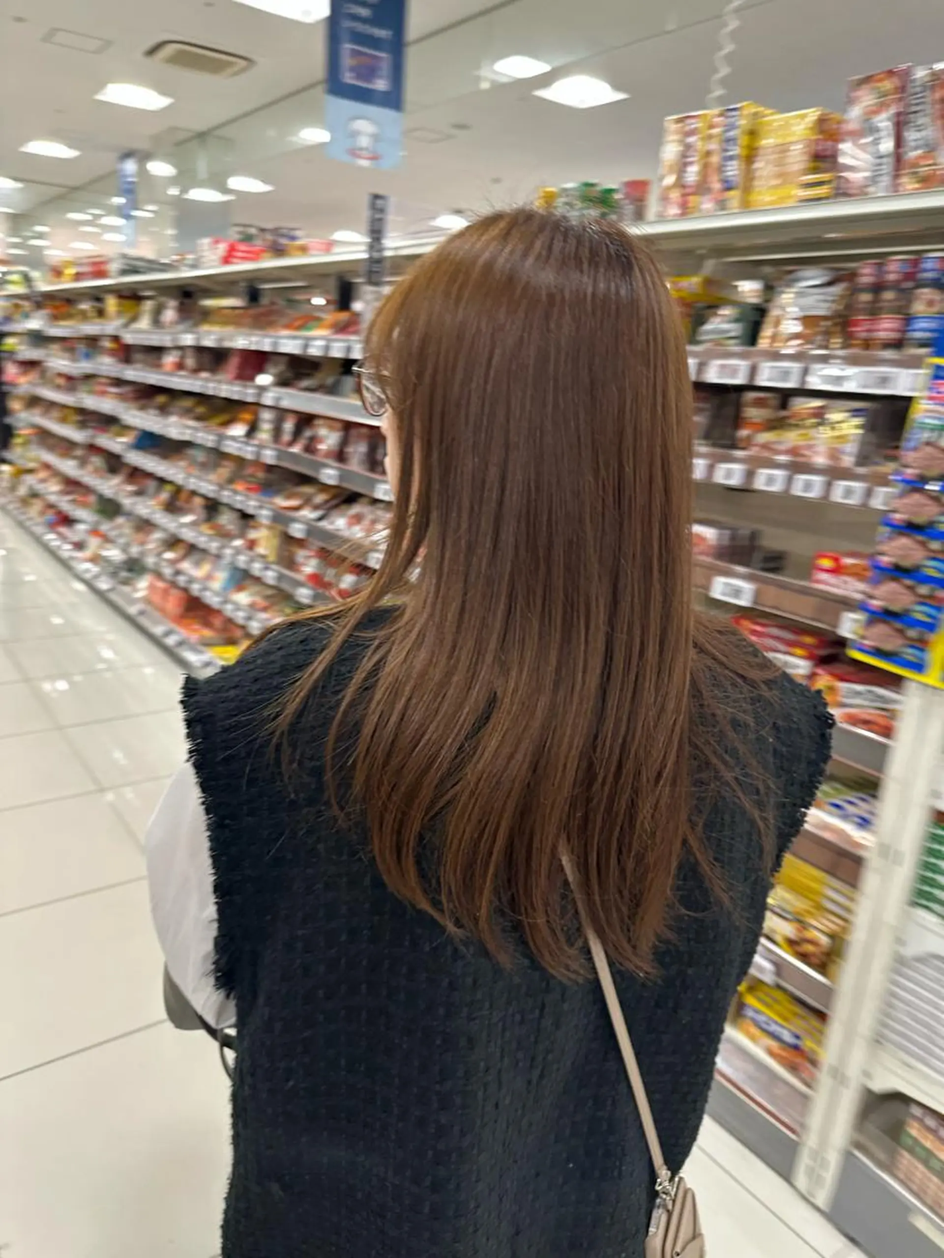 カラー オレンジ 小河 穂香のヘアスタイル