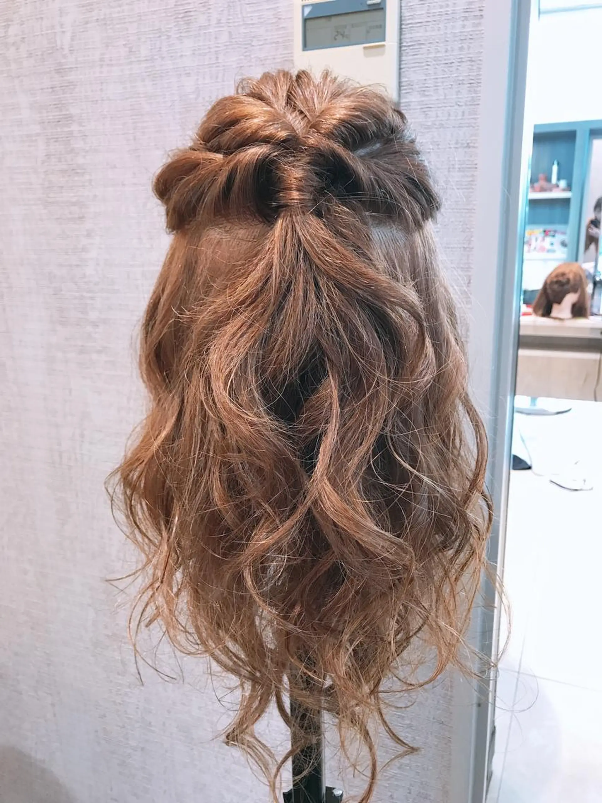 ロング カラー ヘアアレンジ 松本 菜那のヘアスタイル