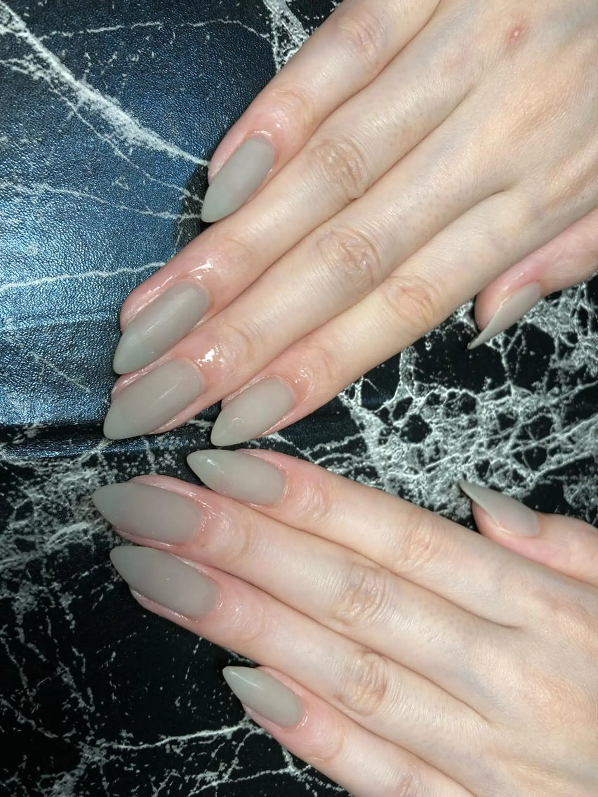 ミディアム ネイル マットネイル ハンドネイル フットネイル ✴︎ Delightのネイルデザイン