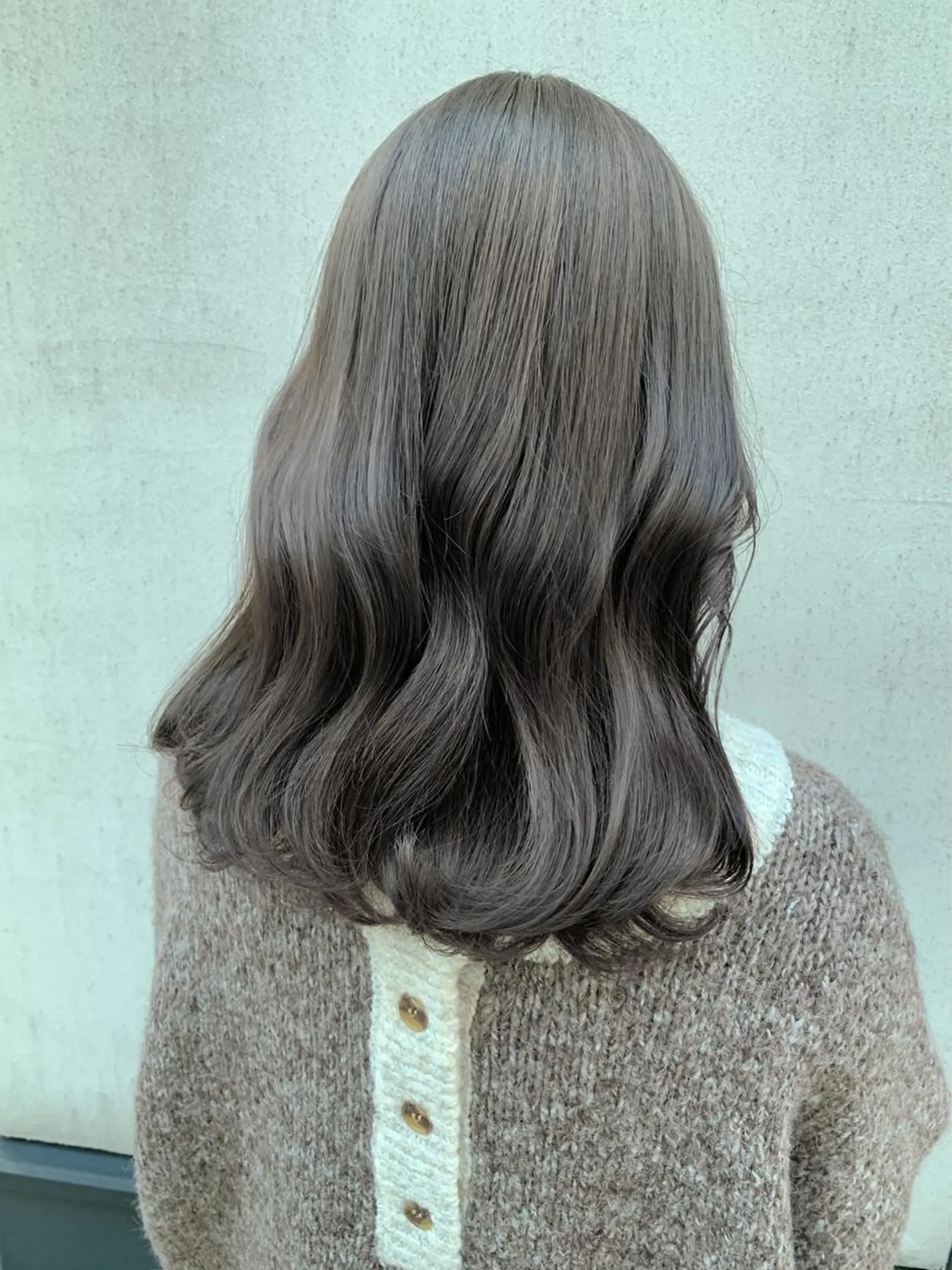 ミディアム カラー ヘアアレンジ ブリーチ カット ヘアカラー トリートメント yuka .のヘアスタイル