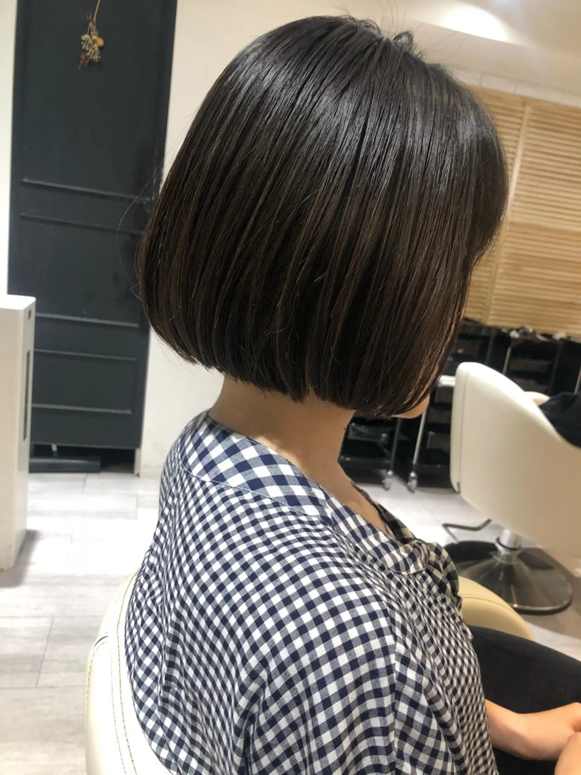 ショート ボブ SALOWIN横浜所属・ﾚｲﾔｰ.ﾍｱｾｯﾄ 🤍宮本しおりのヘアスタイル