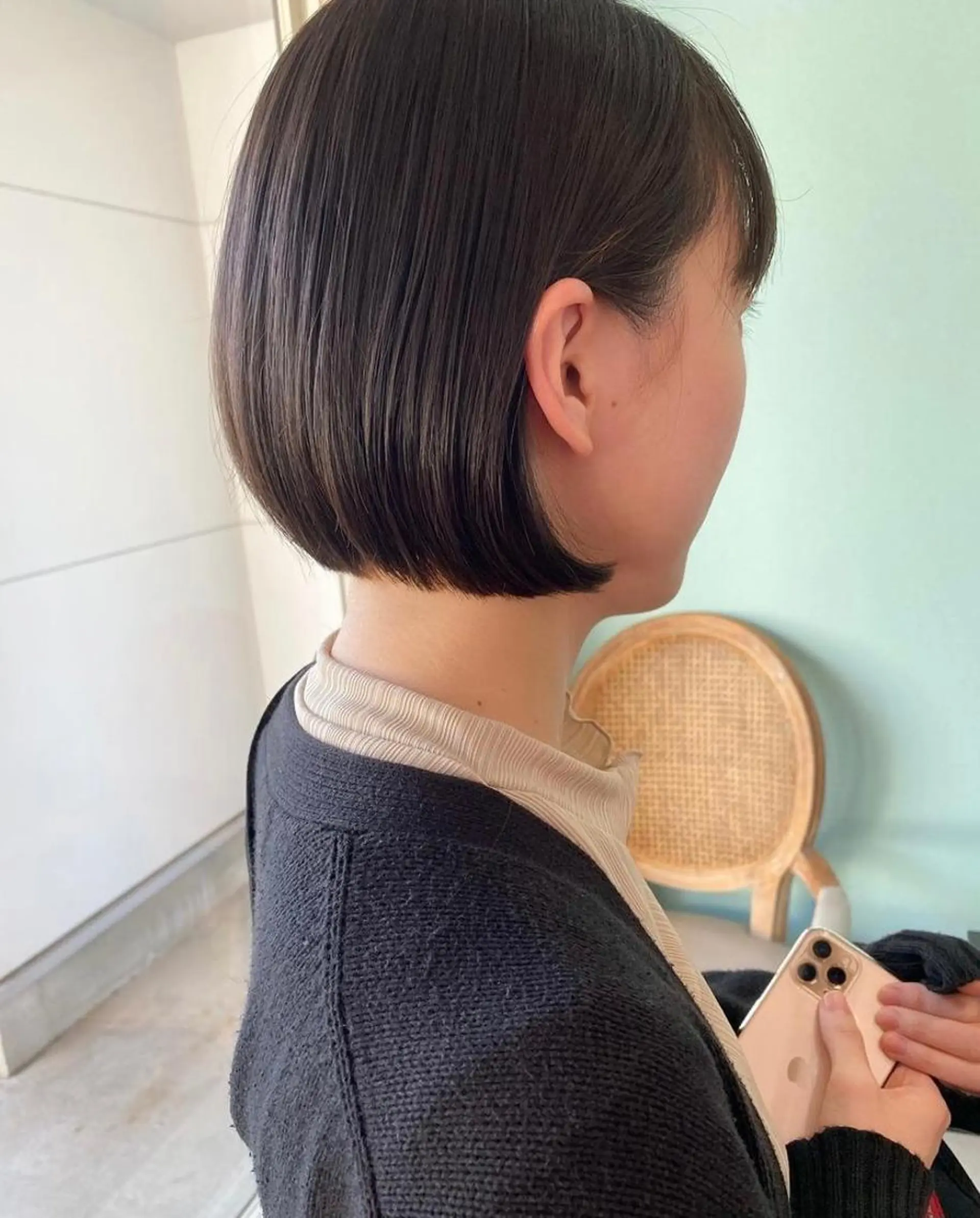 ショート カラー 藤井 貴美子のヘアスタイル