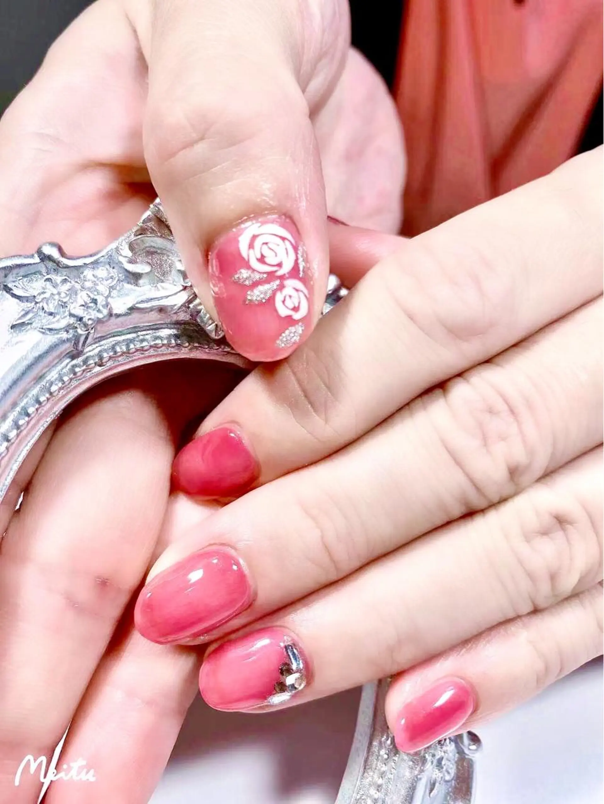 ネイル ネイルサロン ロア旧ジョリーのネイルデザイン