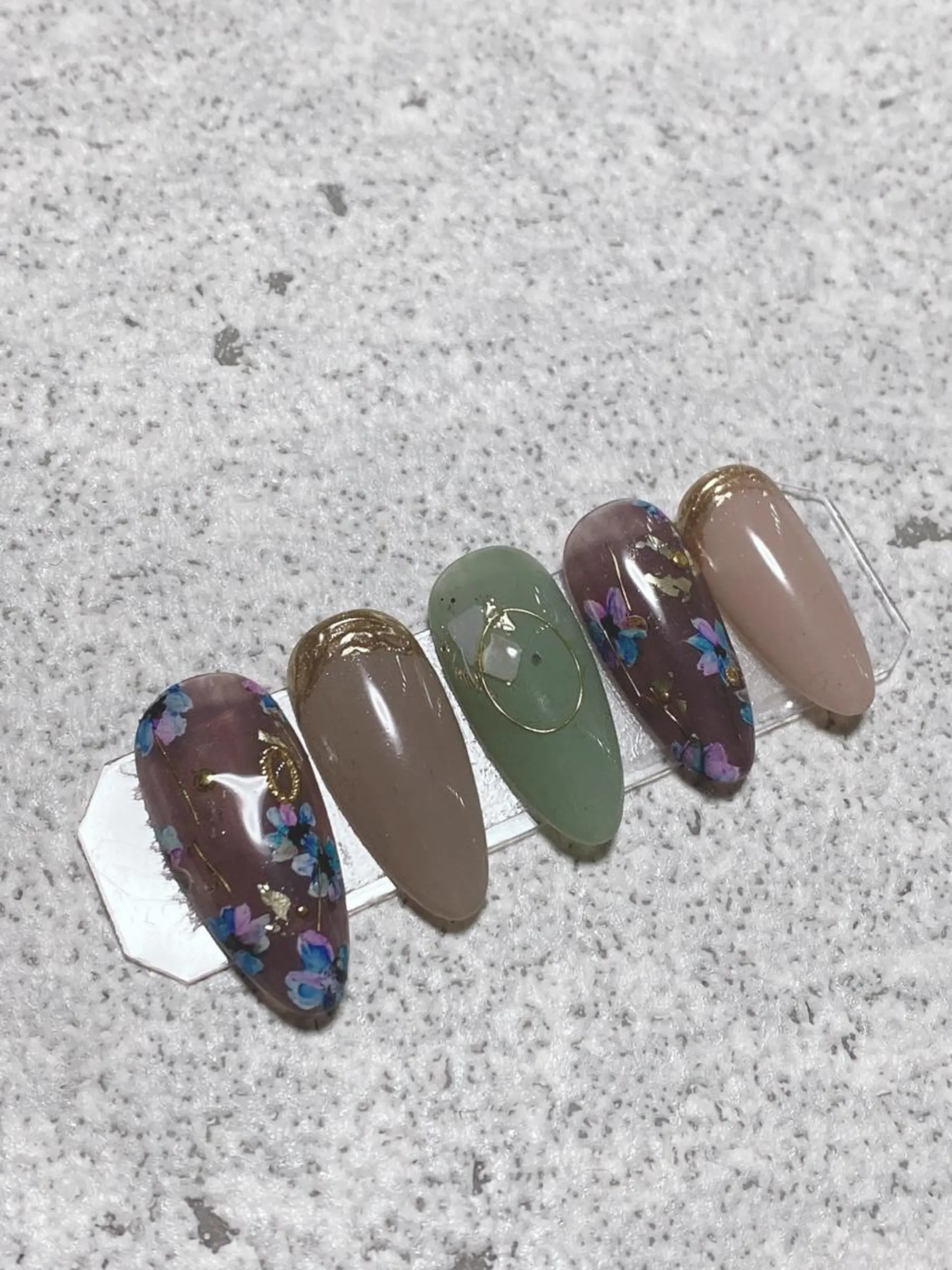 ネイル GODDESSNAIL所属・GODDESNAIL satomiのネイルデザイン