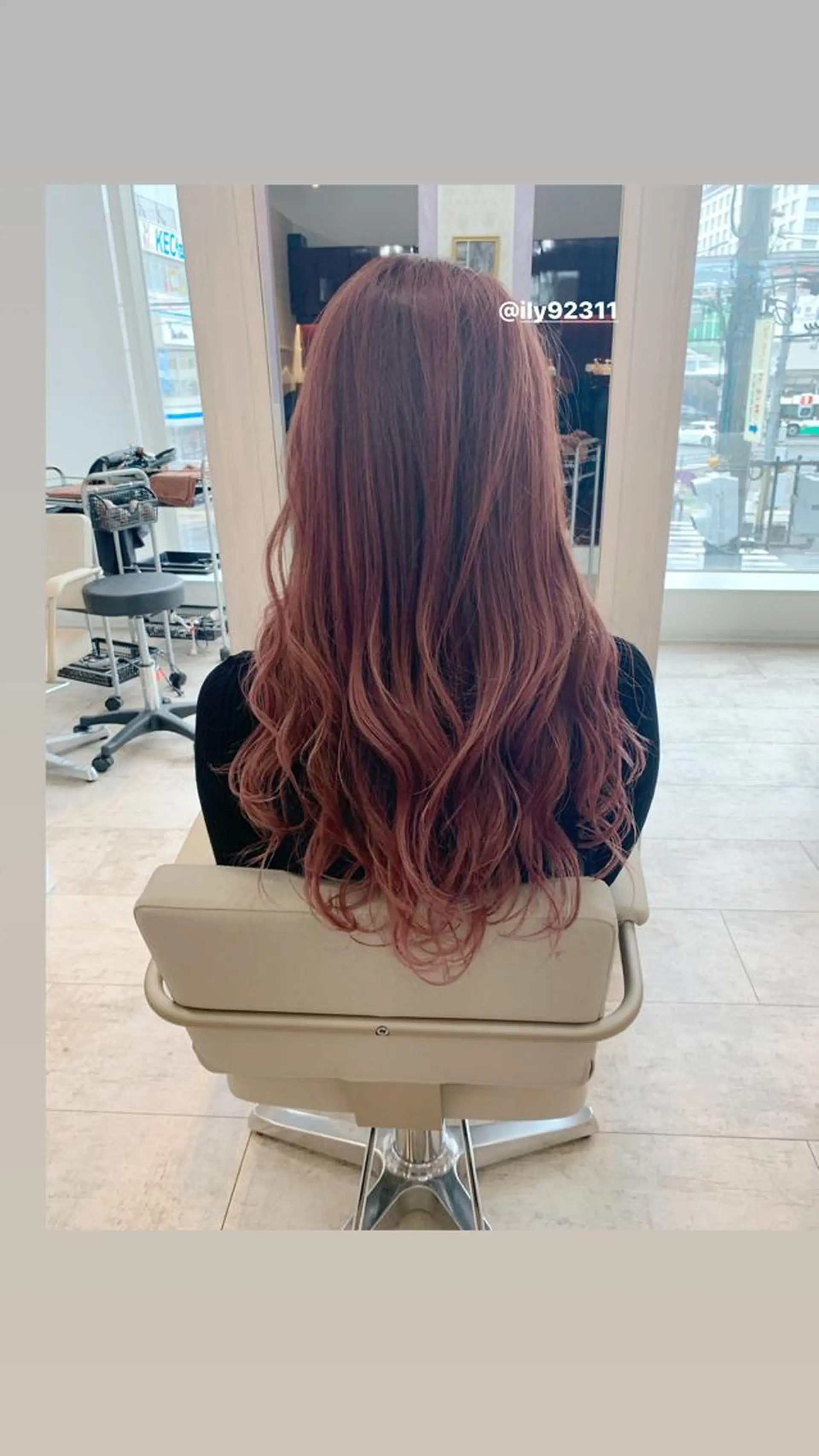 ロング 嶋田 侑弥のヘアスタイル