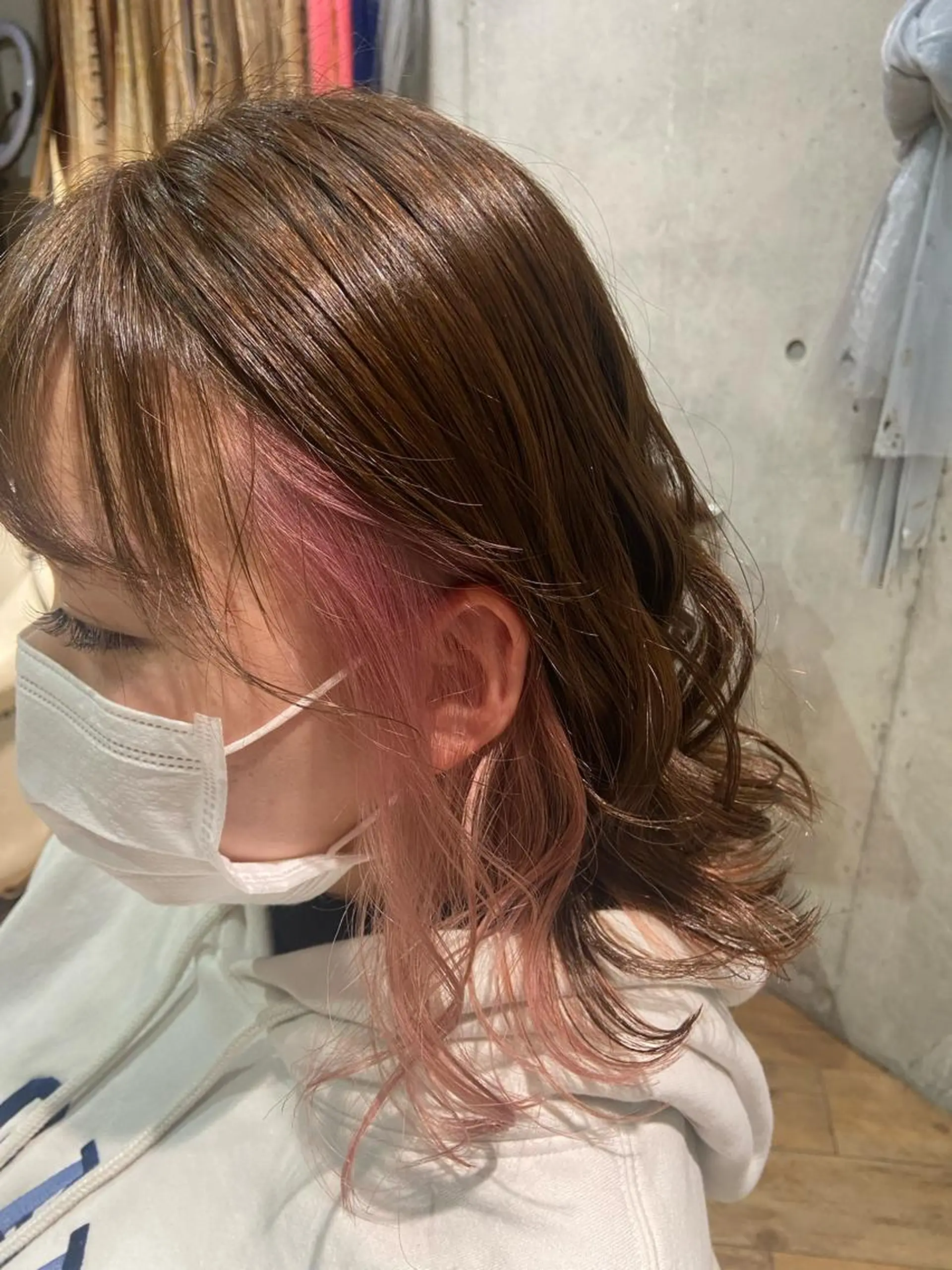 ショート カラー イヤリングカラー ヘアカラー トリートメント 🧸プルエクステ❤︎ ネイルKAO🧸のヘアスタイル
