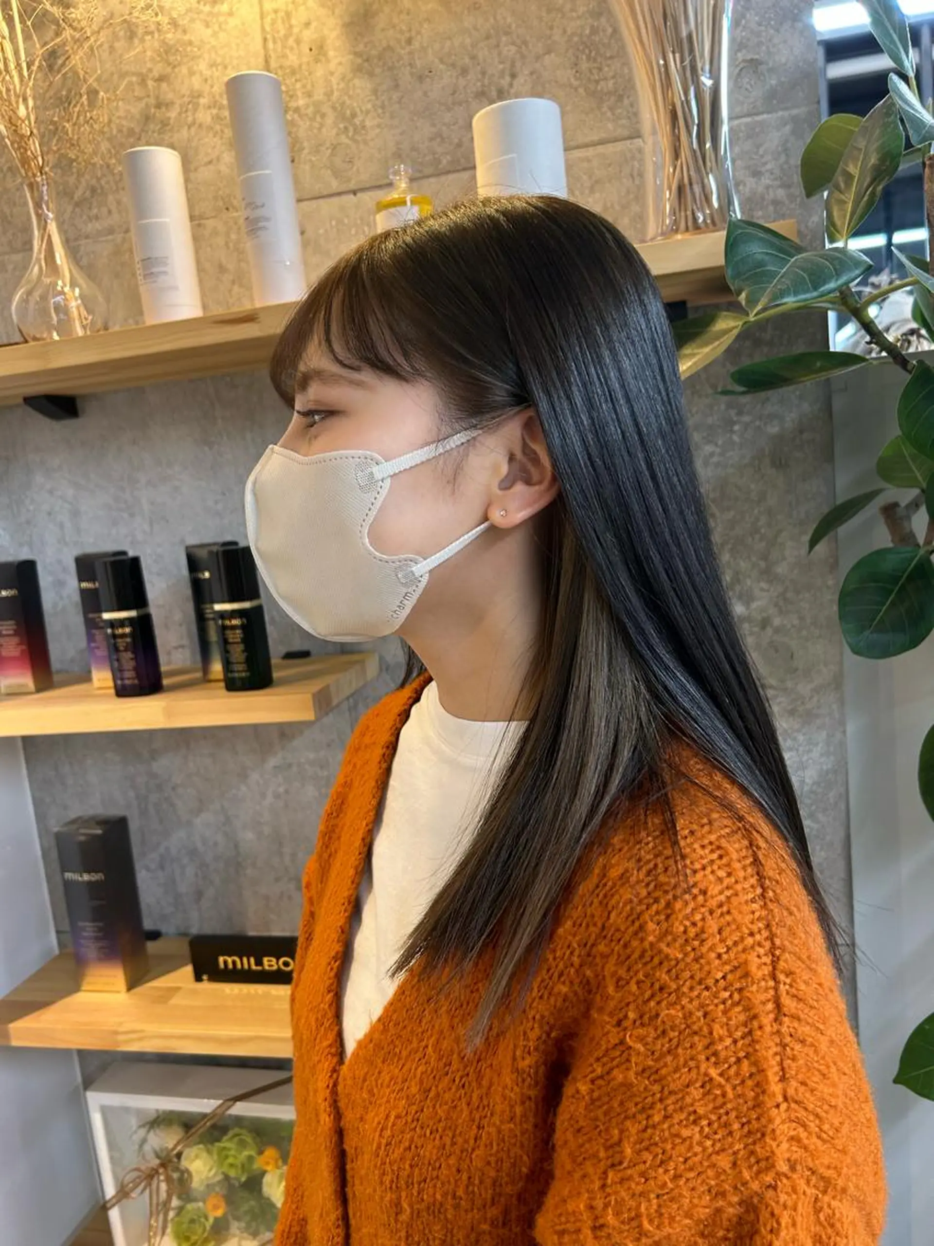 ロング カラー ブリーチ ケアブリーチ ダブルカラー イヤリングカラー ハイライトカラー ハイトーンカラ ー/小川のヘアスタイル