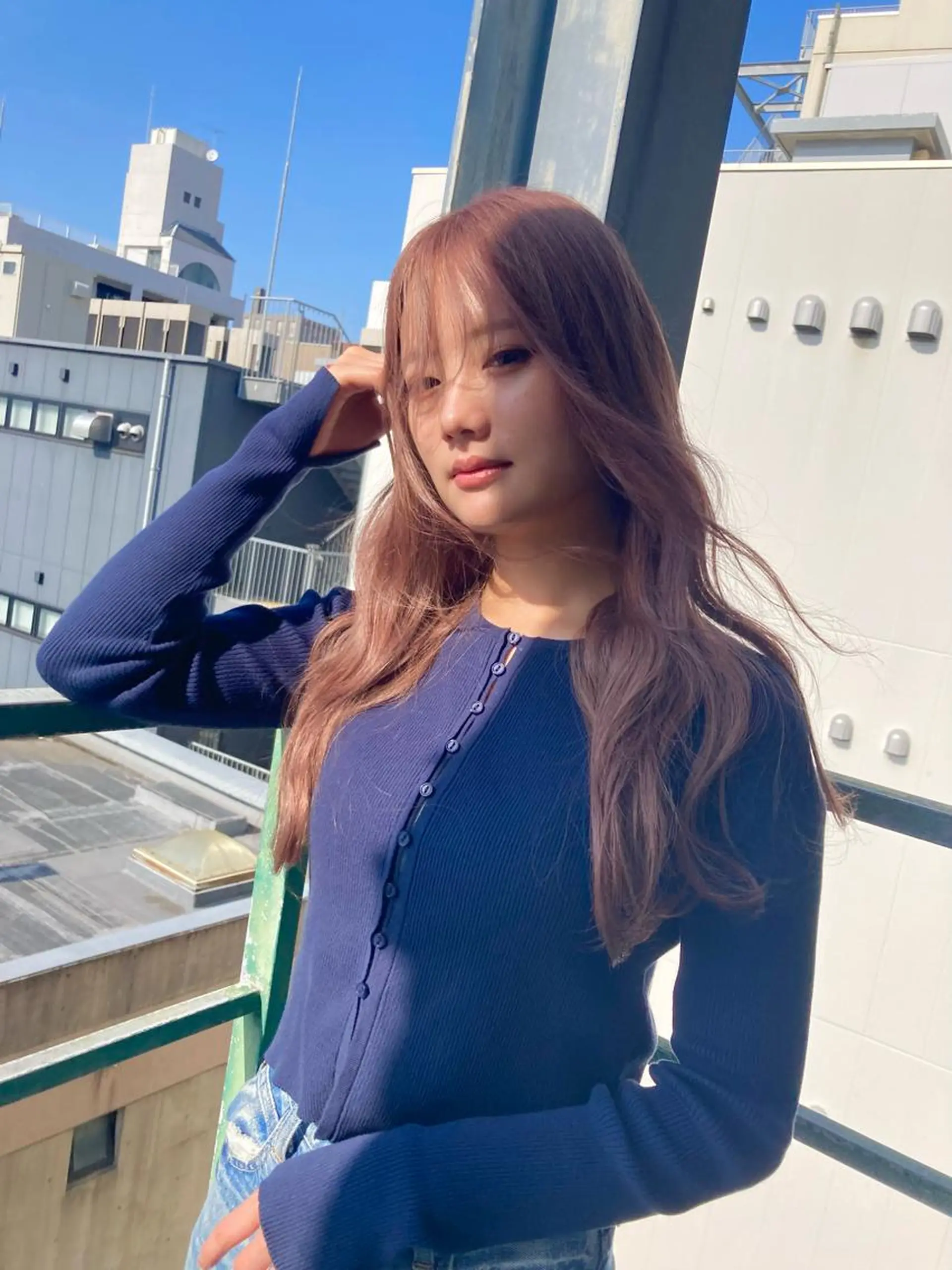 ロング カラー ブリーチ ダブルカラー ハイライトカラー イルミナカラー インナーカラー ヘアカラー トリートメント 梅山 美侑のヘアスタイル