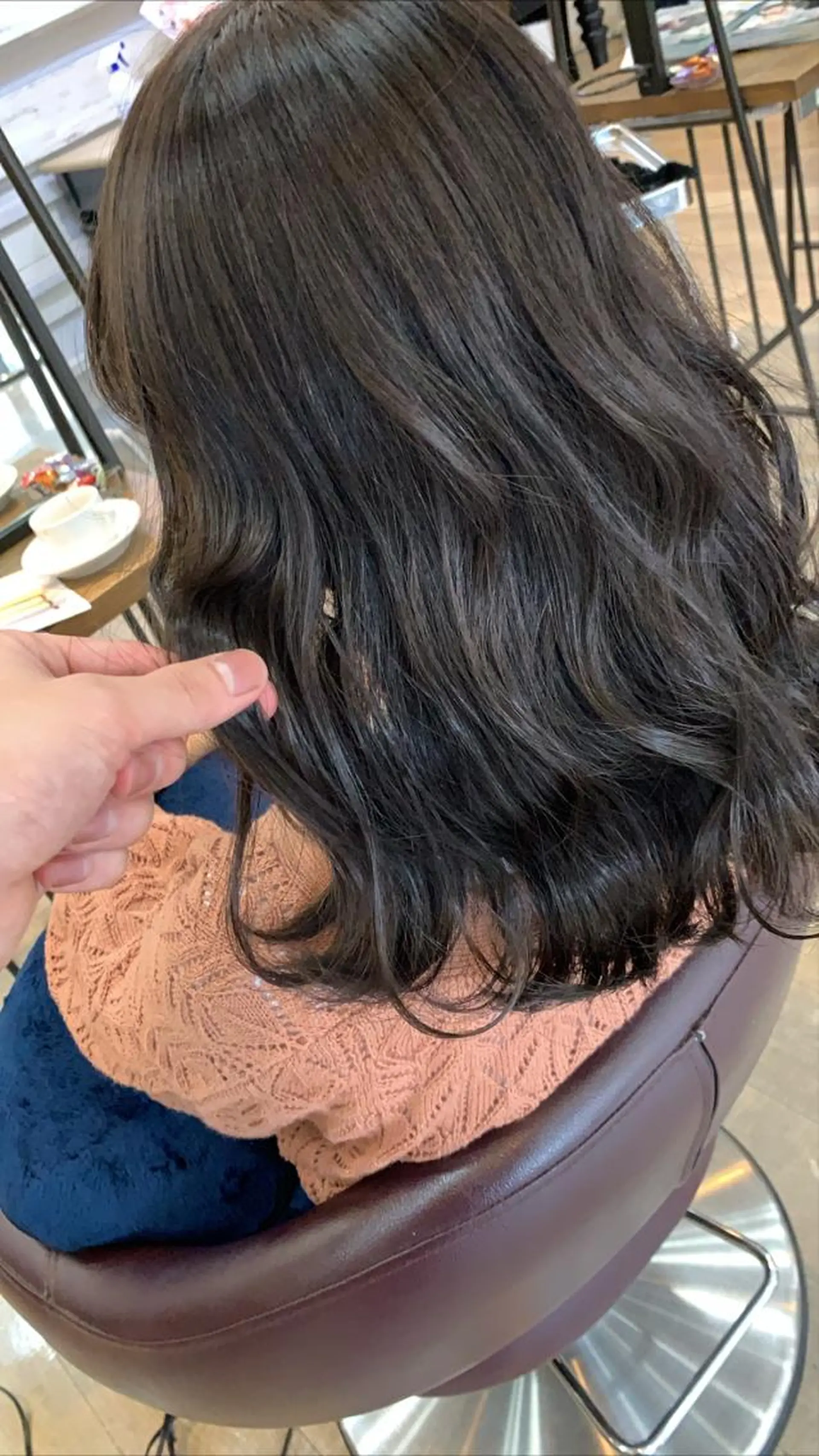 ロング カラー 🌈re-room EIKI🇰🇷のヘアスタイル