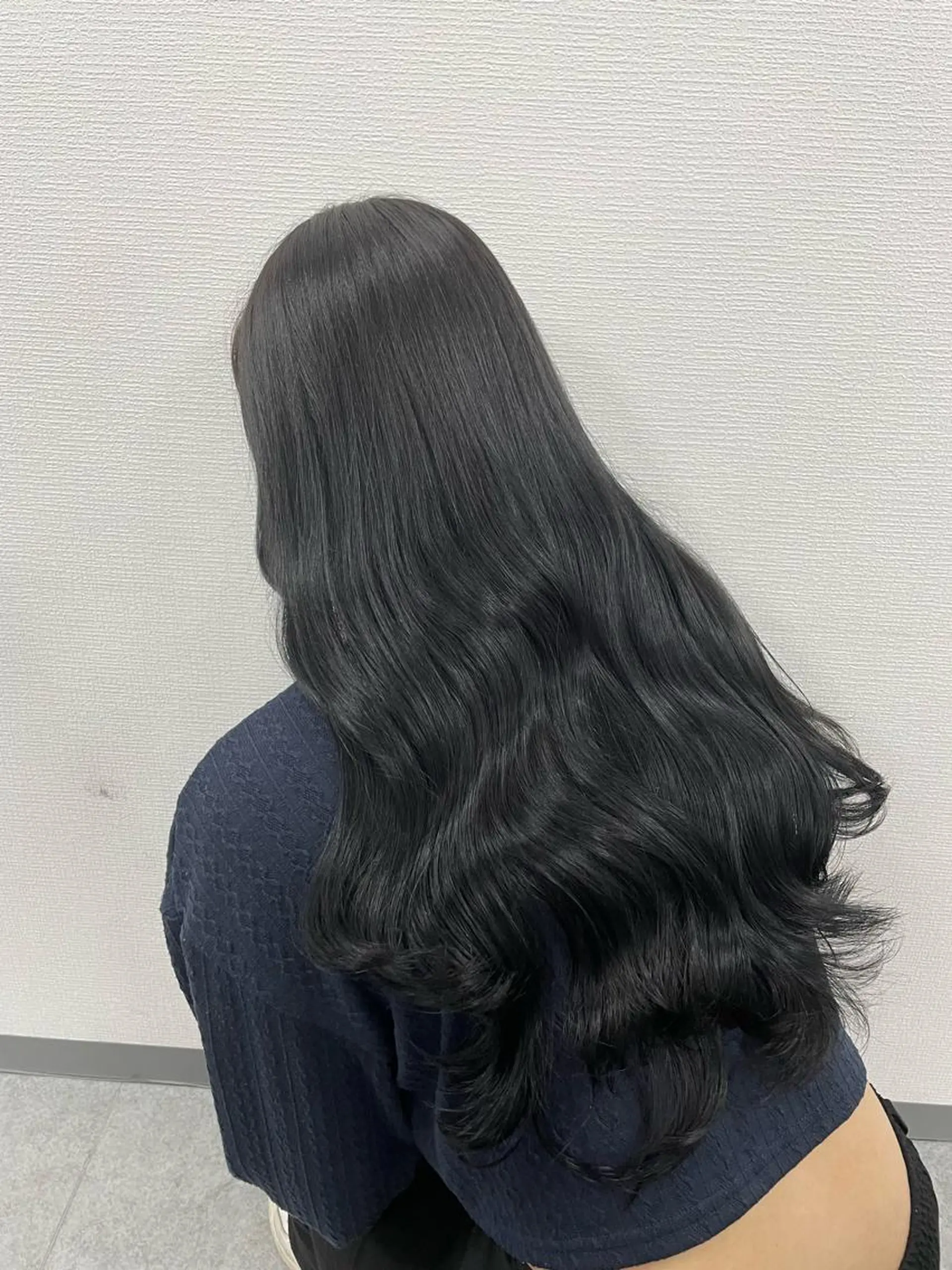 ロング カラー 黒髪 ブルーカラー ブルーブラック 髪質改善 トリートメント ❣️ブリーチなし暖色 ayu❣️のヘアスタイル