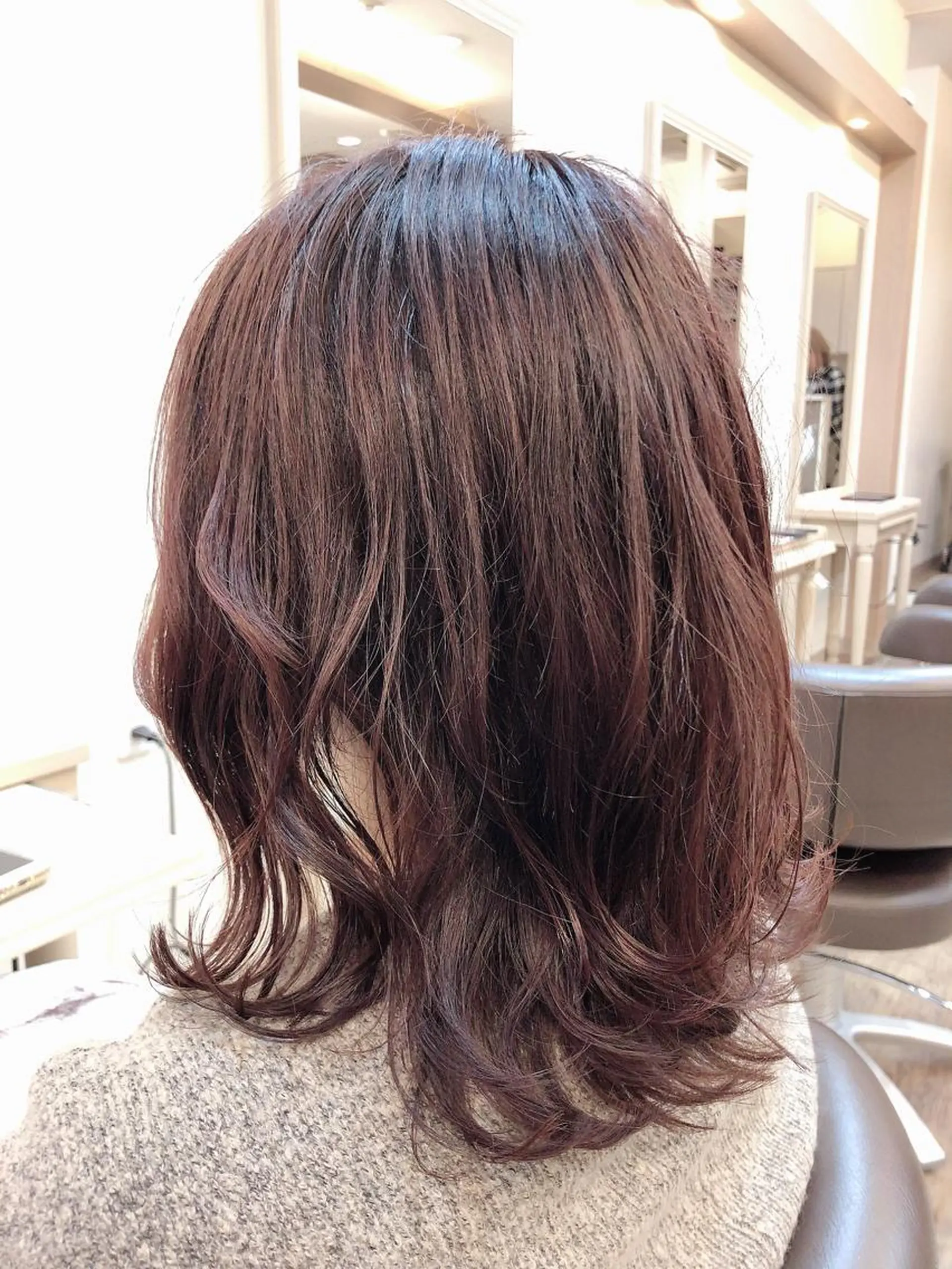 ミディアム カラー イルミナカラー ヘアカラー 尚平 40代からの 髪質改善専門のその他イメージ