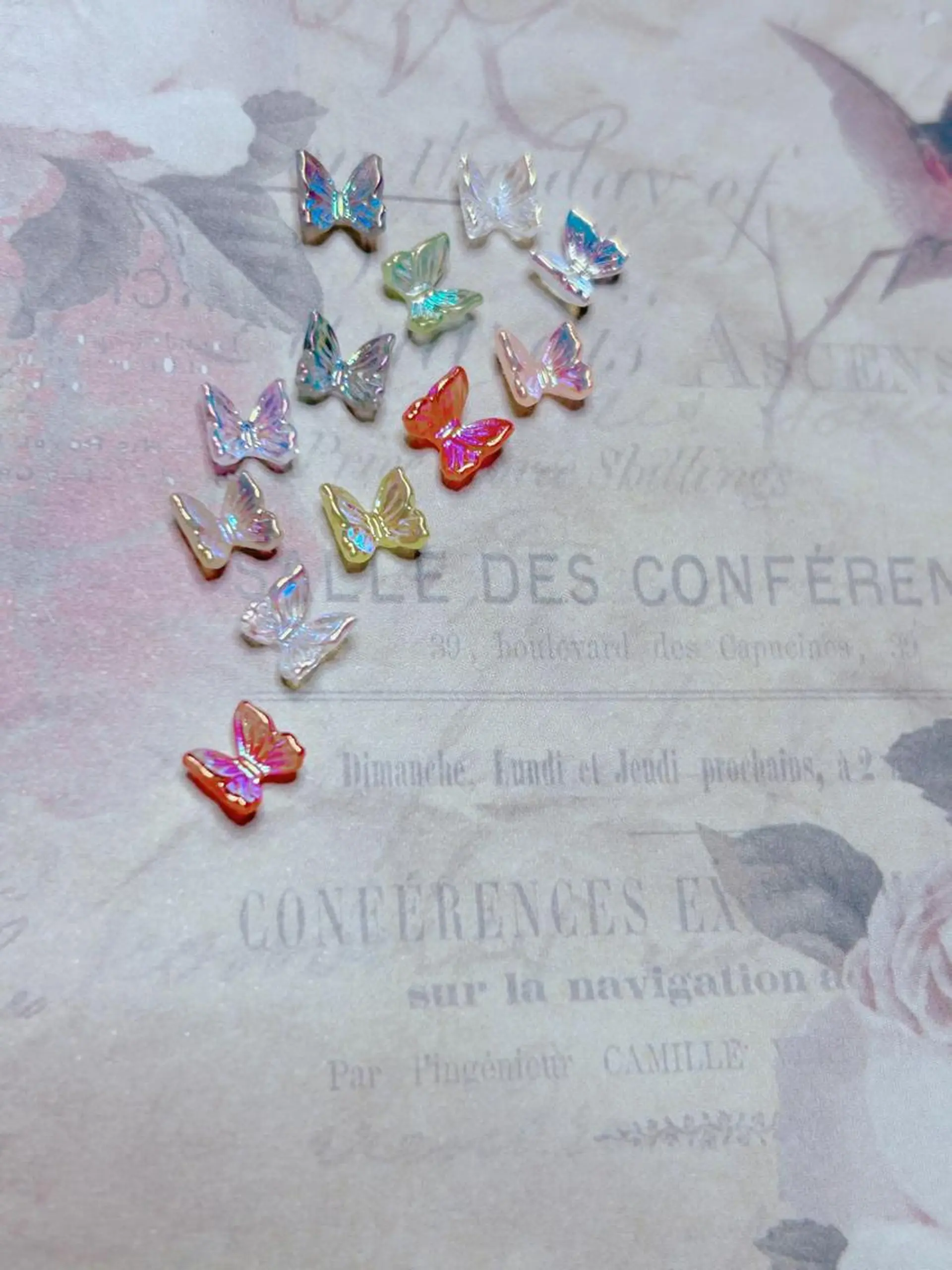 ネイル NOIROUGE所属・NOI ROUGEのネイルデザイン