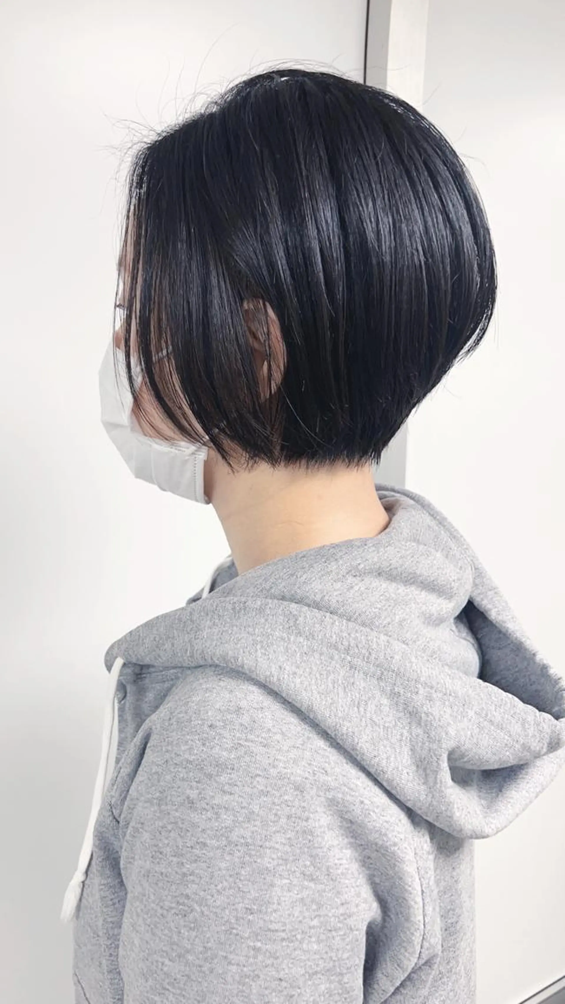 ショート morio from london所属・松岡彩華 ボブ /グレージュのヘアスタイル