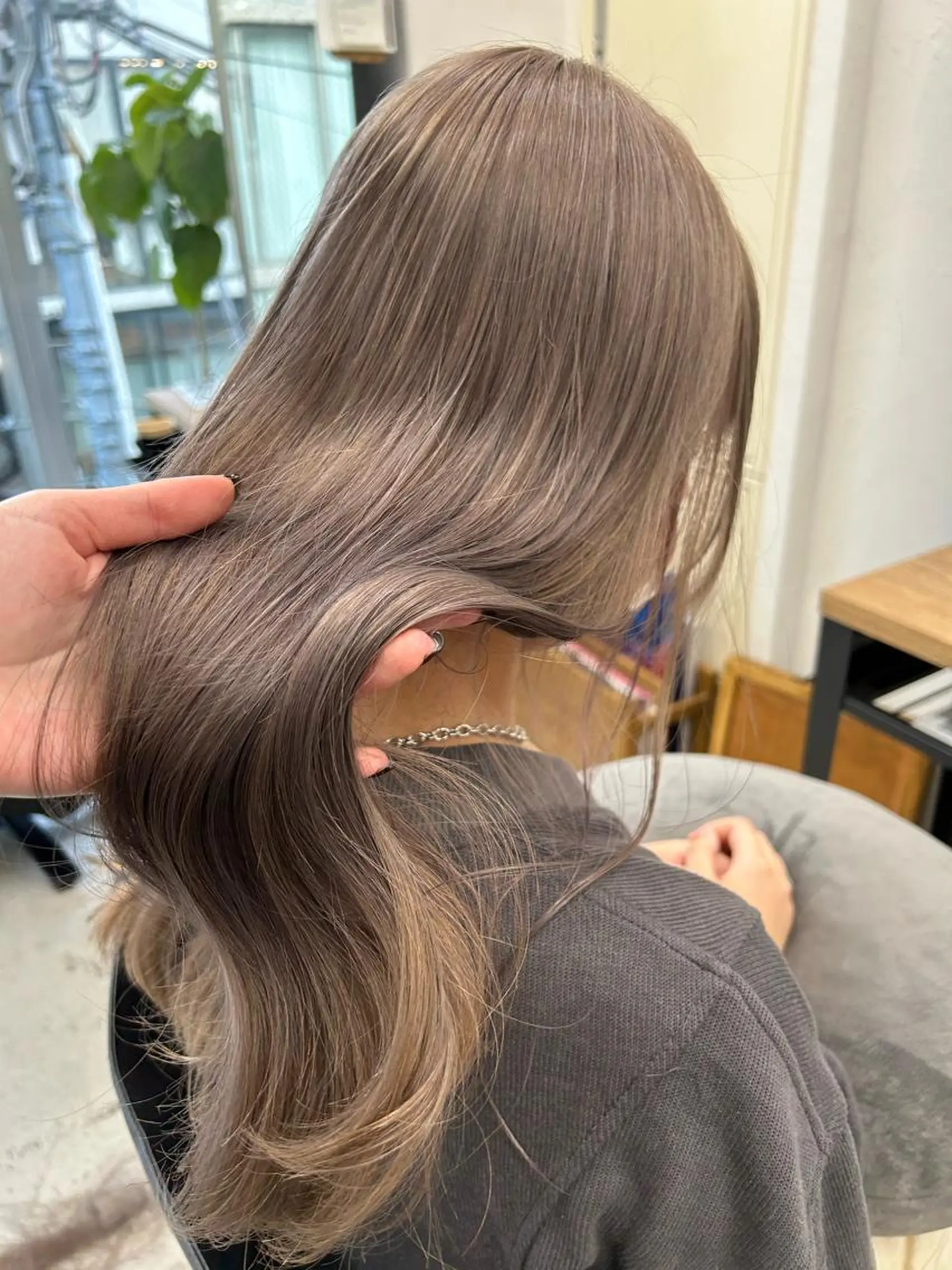 ロング カラー ヘアアレンジ グレージュ ヘアカラー トリートメント 韓国/ハイトーン/ ボブ🎀MIKU🎀のヘアスタイル