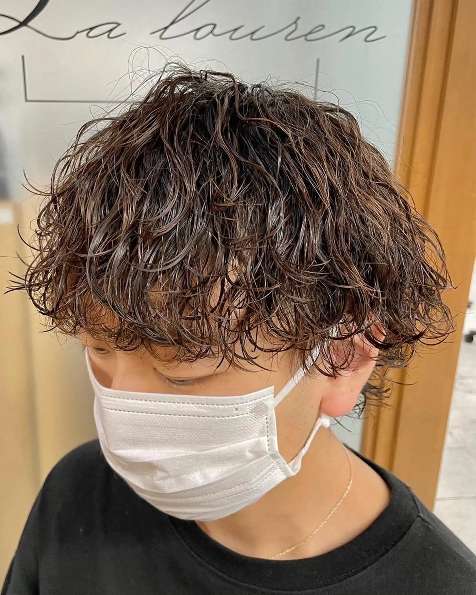 パーマ メンズ メンズパーマ プードルパーマ メンズツイストパーマ 波巻きパーマ メンズウルフカット 立川メンズパーマ職人 小泉文人のヘアスタイル