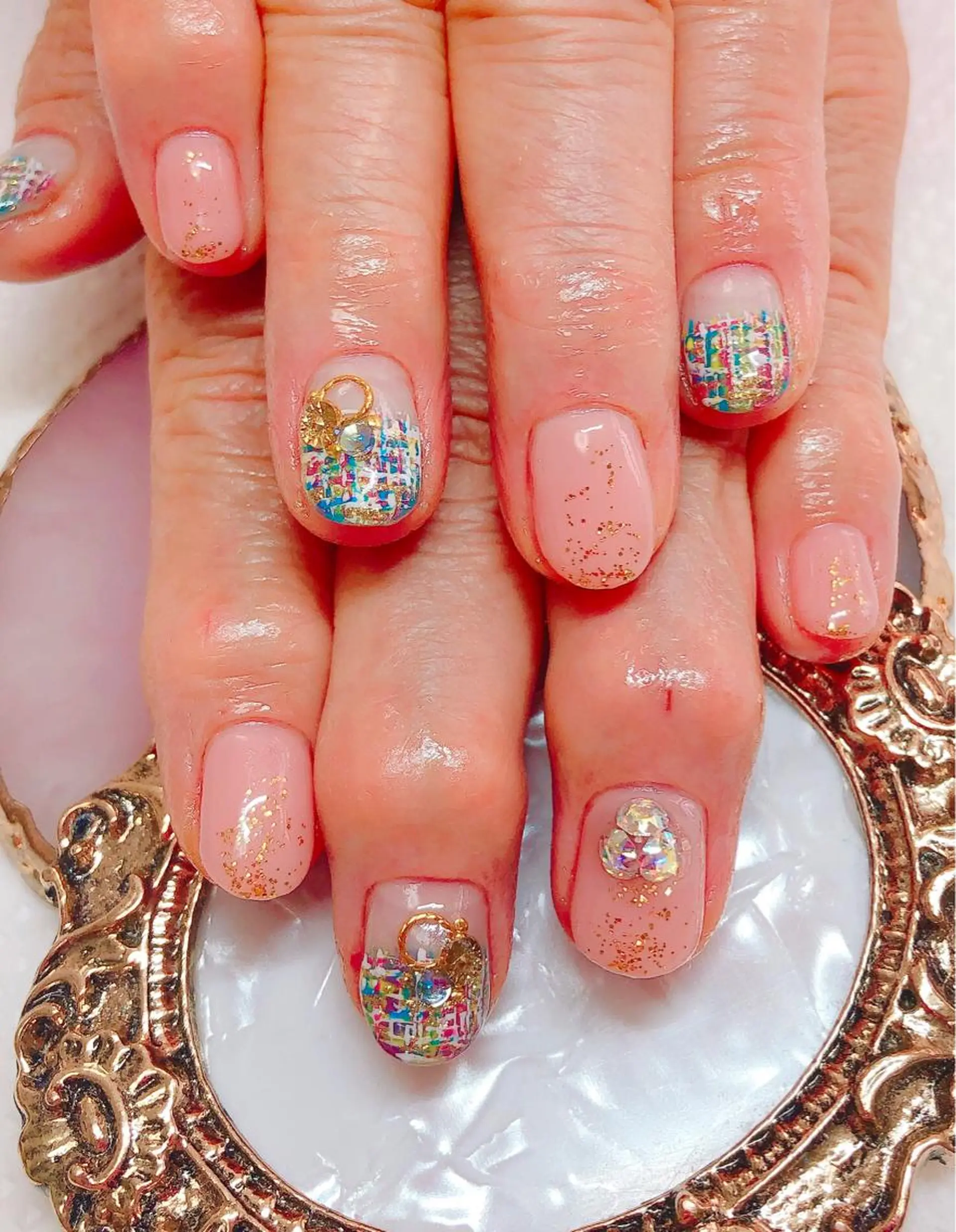 ネイル フレンチネイル CROWN プライベートサロンのネイルデザイン