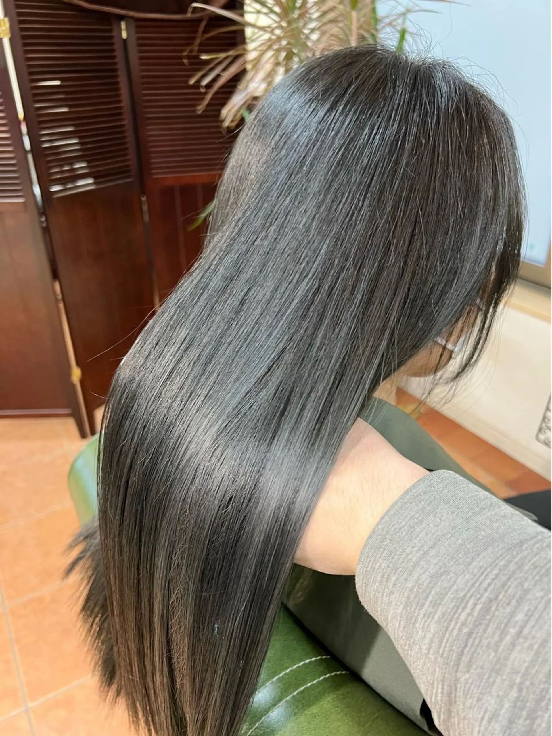 ロング カラー ヘアカラー トリートメント 石井 佑樹のヘアスタイル