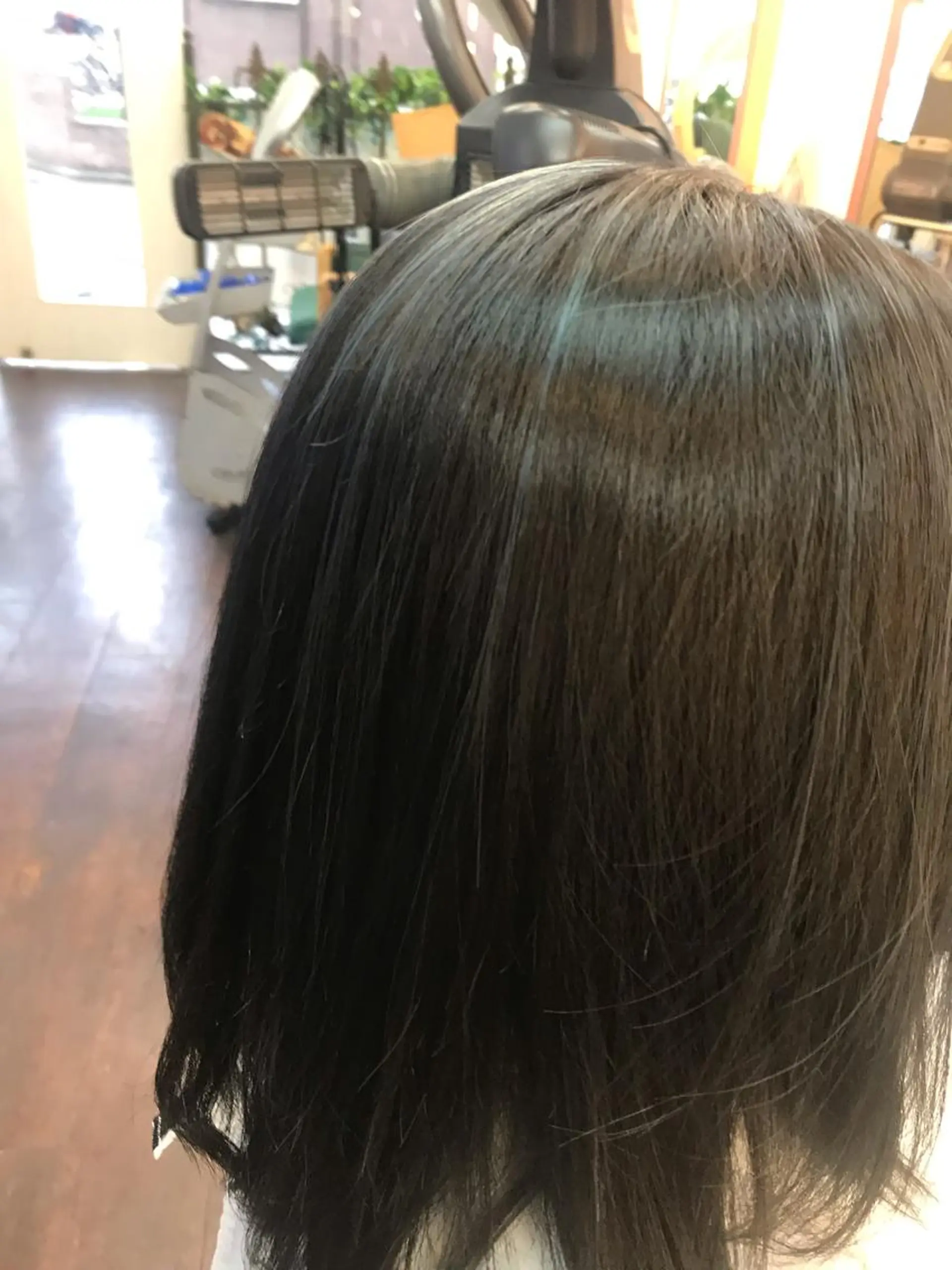 ショート カラー 桧山 真のヘアスタイル