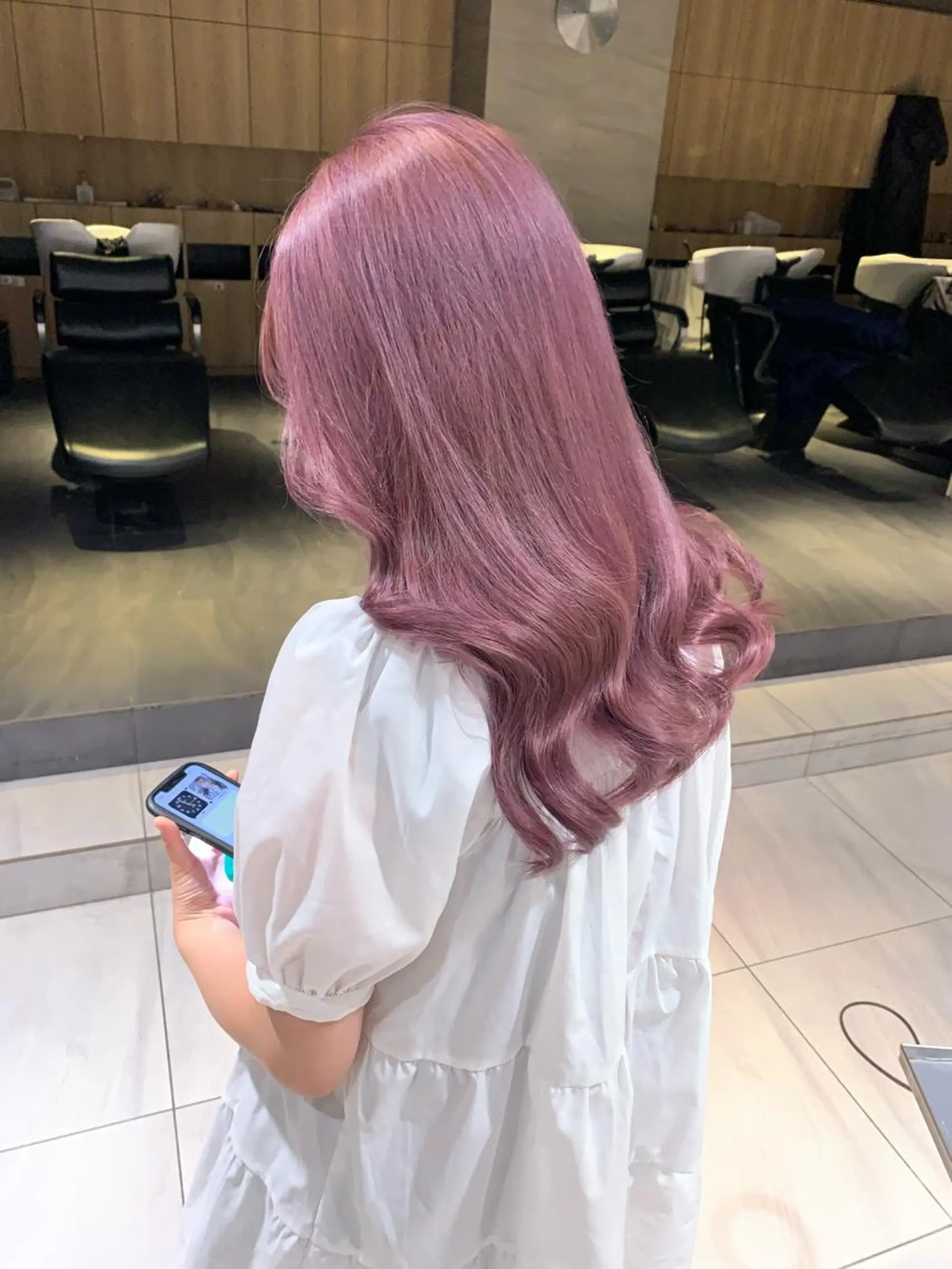 セミロング カラー パーマ ヘアアレンジ メンズ キッズ ネイル マツエク・マツパ LINDOTOKYO梅田所属・酸性ストレート 髪質改善大槻勇樹のヘアスタイル