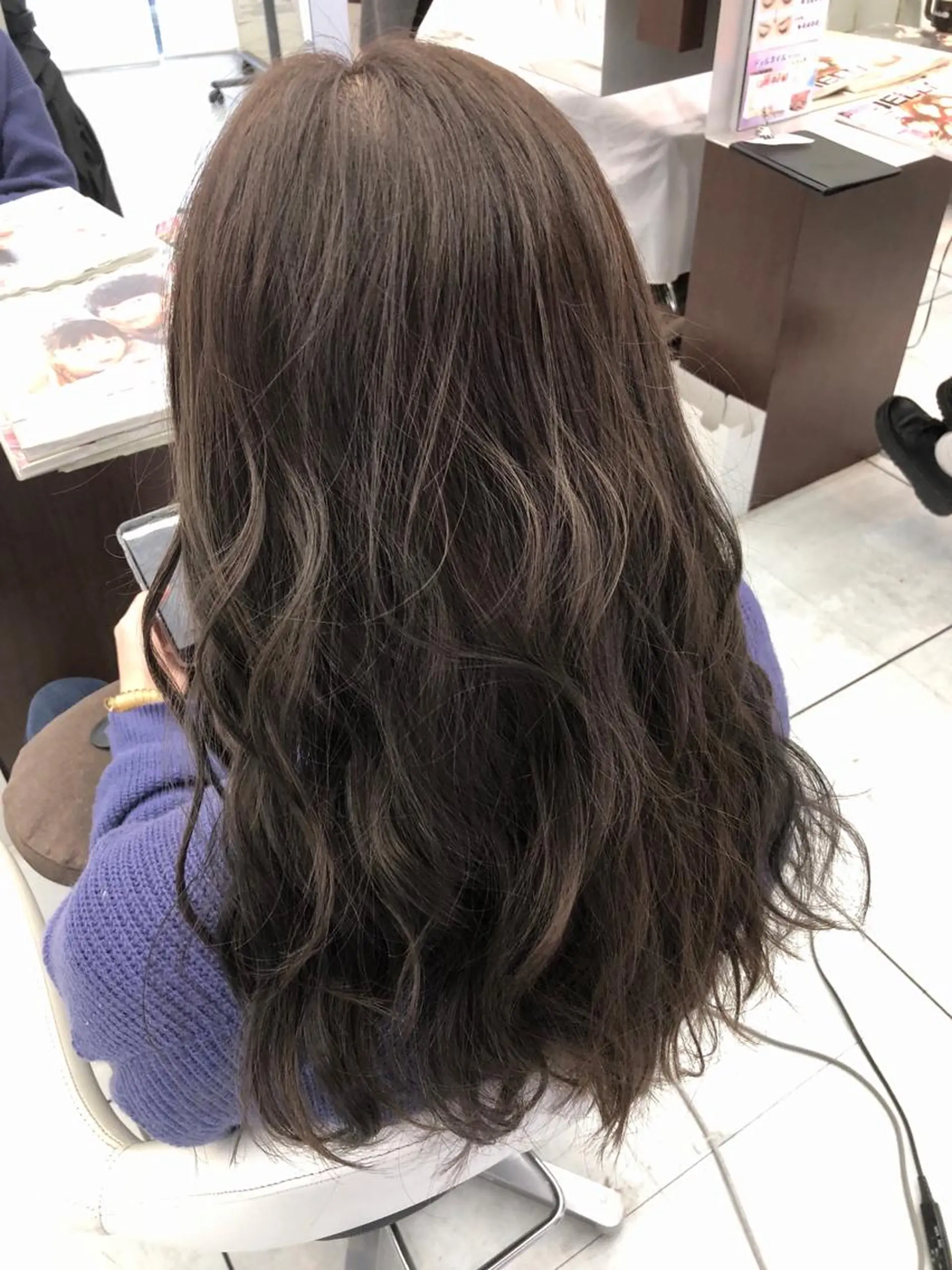 ロング カラー 透明感カラー 岩崎 裕司のヘアスタイル
