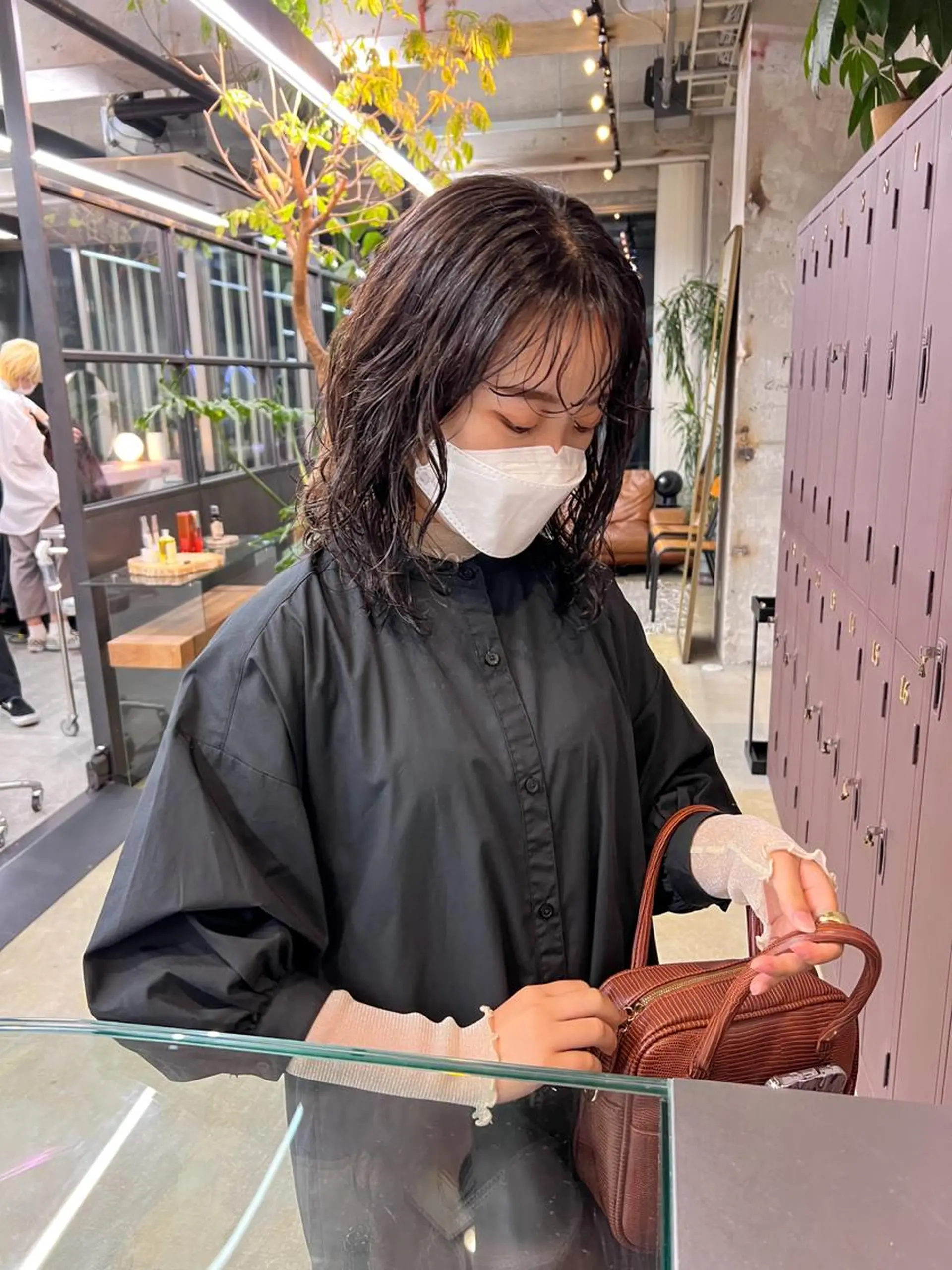 ミディアム カラー パーマ ミディアムパーマ ベージュカラー 透明感カラー オリーブベージュ オリーブカラー カット ヘアカラー パーマ 水野 雪 /パーマ/暖色カラーのヘアスタイル