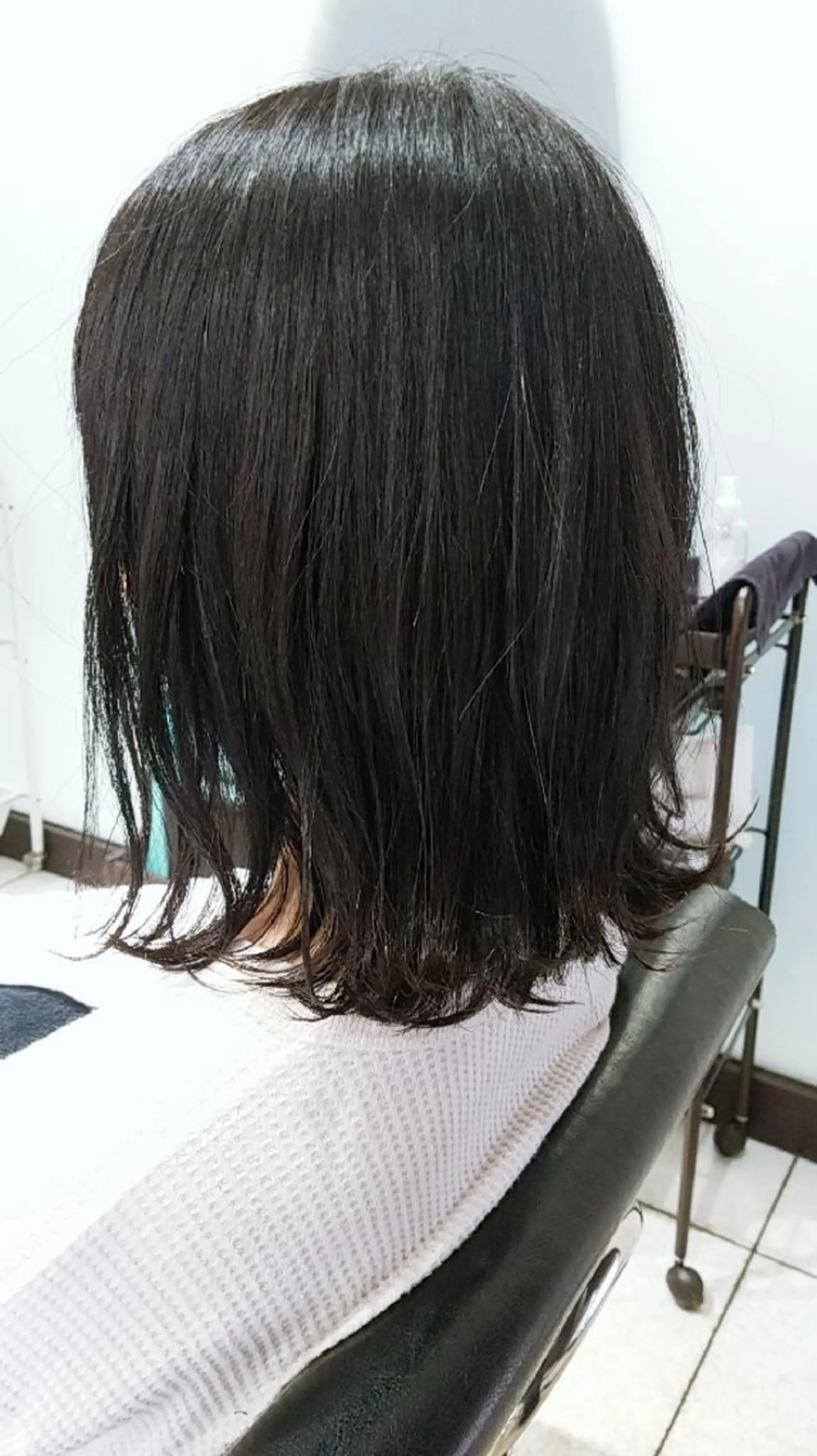 ミディアム newi WASHIOのヘアスタイル