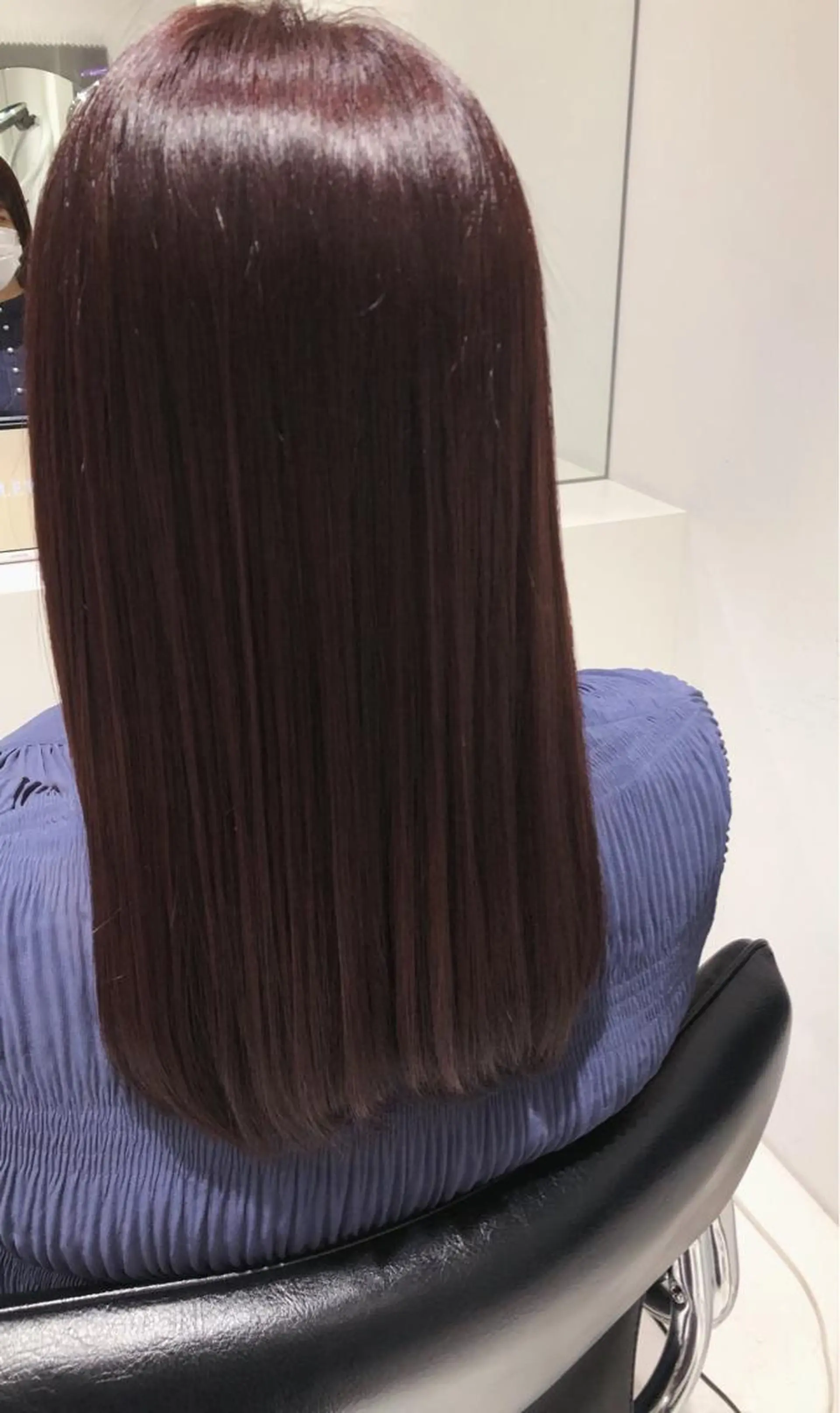 セミロング カラー ピンクカラー バイオレットカラー 髪質改善 トリートメント mai🐷髪質改善 🖤透ける暗髪🖤のヘアスタイル