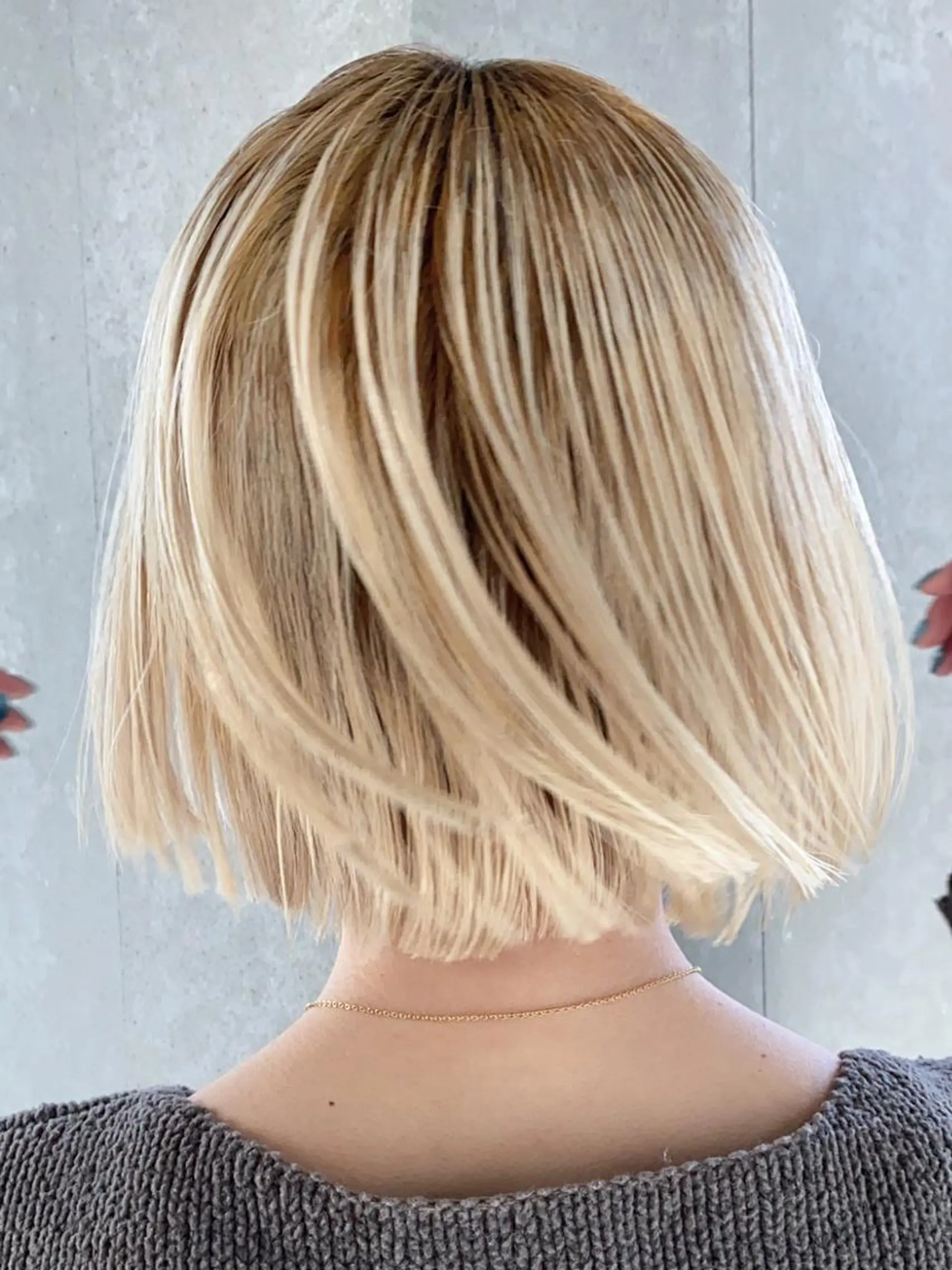 ミディアム カラー ブロンド ボブ カット ヘアカラー トリートメント ITbyALBUM 八王子店のヘアスタイル