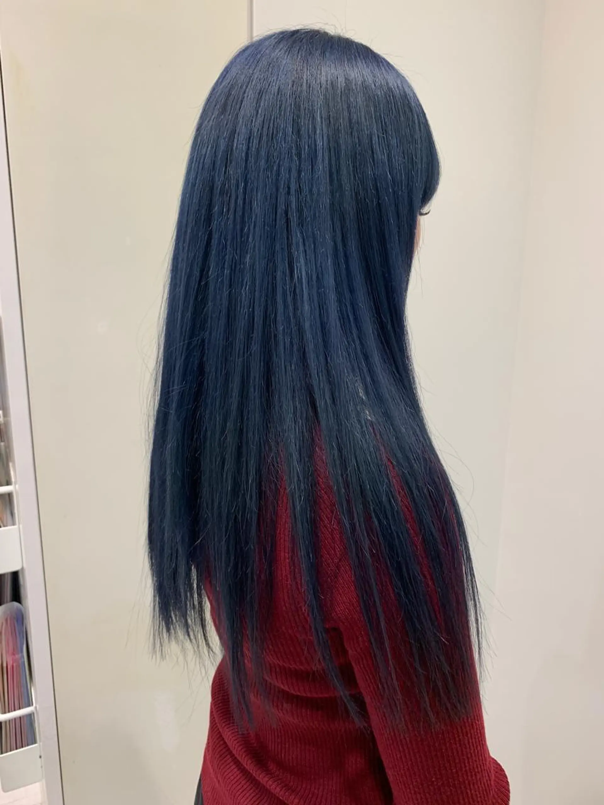 ロング カラー ブリーチ ブルーカラー ケアブリーチ ネイビーカラー カット ヘアカラー トリートメント Le'a渋谷所属・インナーエクステ渋谷 🦋KAJIのヘアスタイル