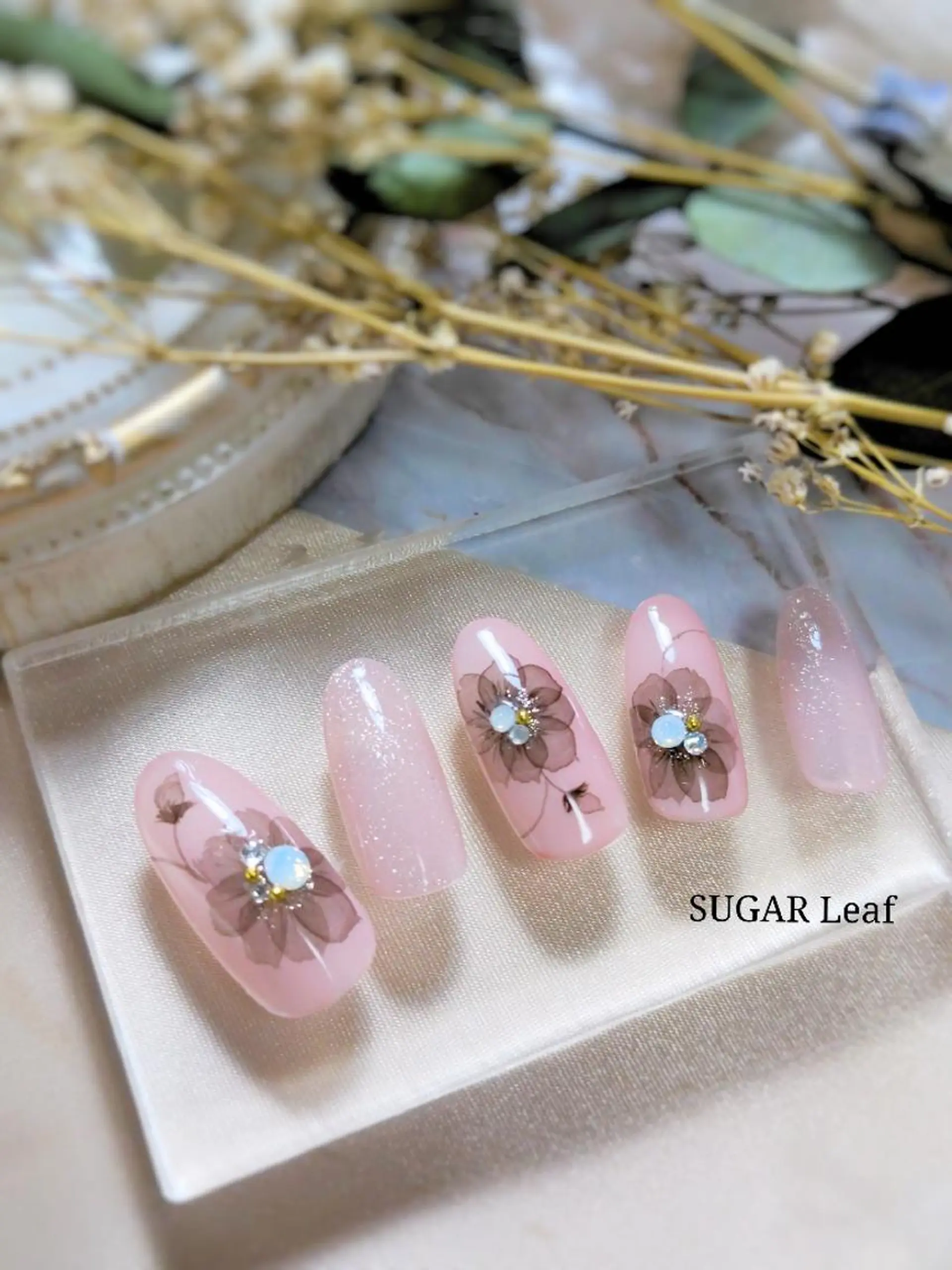 ネイル フラワーネイル ハンドネイル SUGAR Leafのネイルデザイン