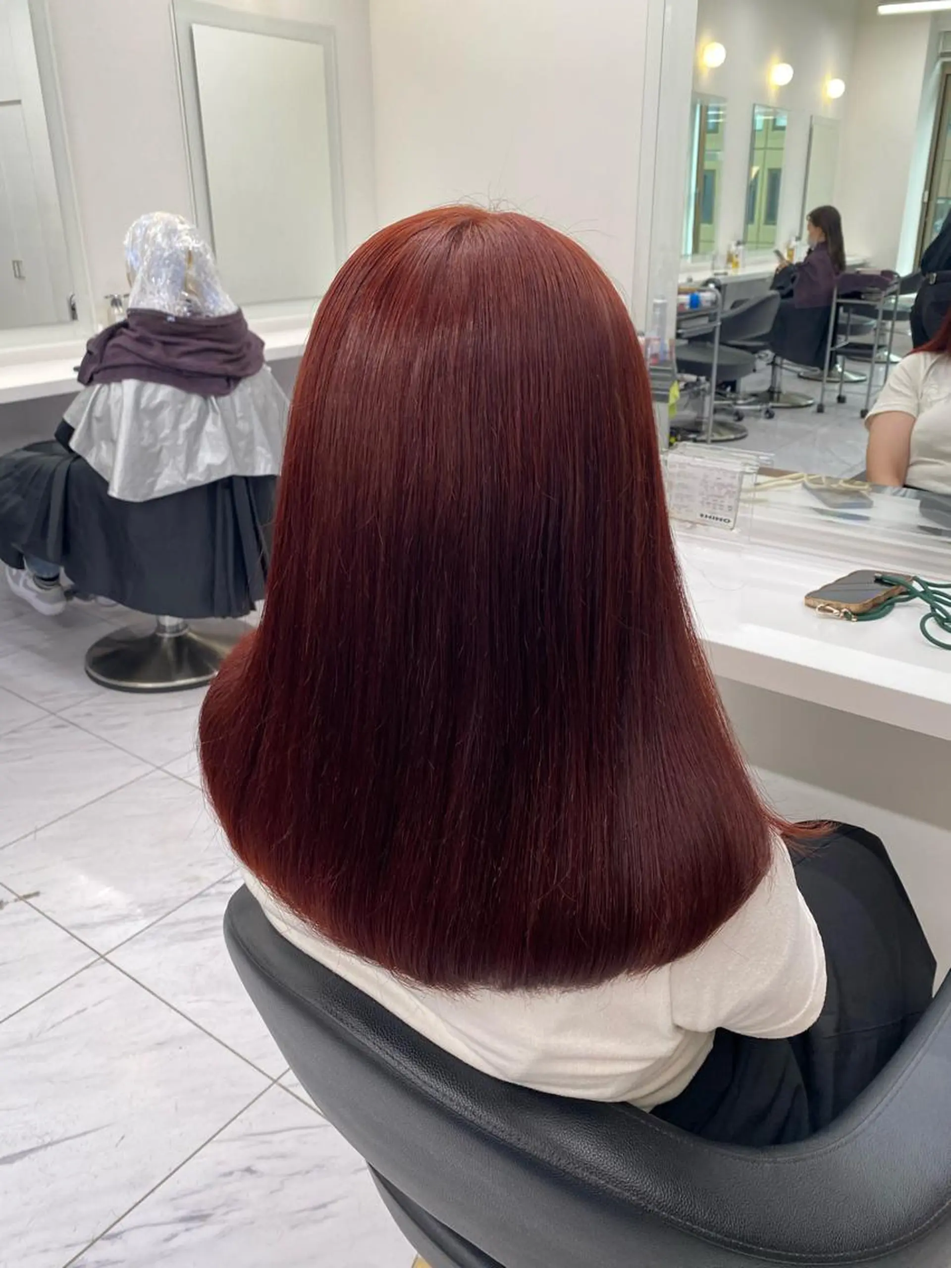 ミディアム カラー ヘアアレンジ キッズ レッドカラー 髪質改善 トリートメント TRUNAIL&EYE所属・TRU Shino🦋のマツエク・マツパデザイン