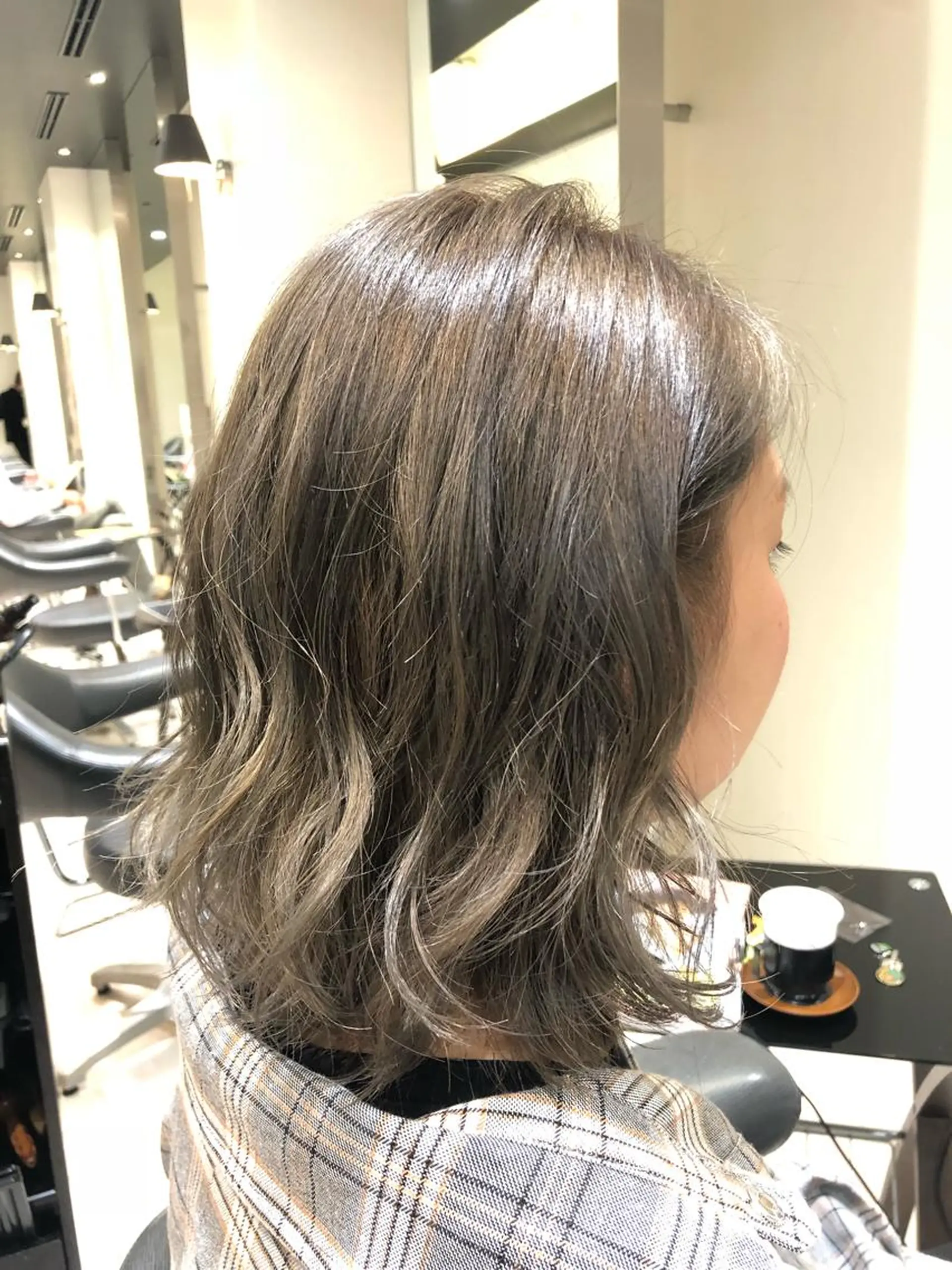 ミディアム カラー アッシュ ベージュカラー aimée/ まつ毛&眉毛サロンの眉毛・アイブロウイメージ