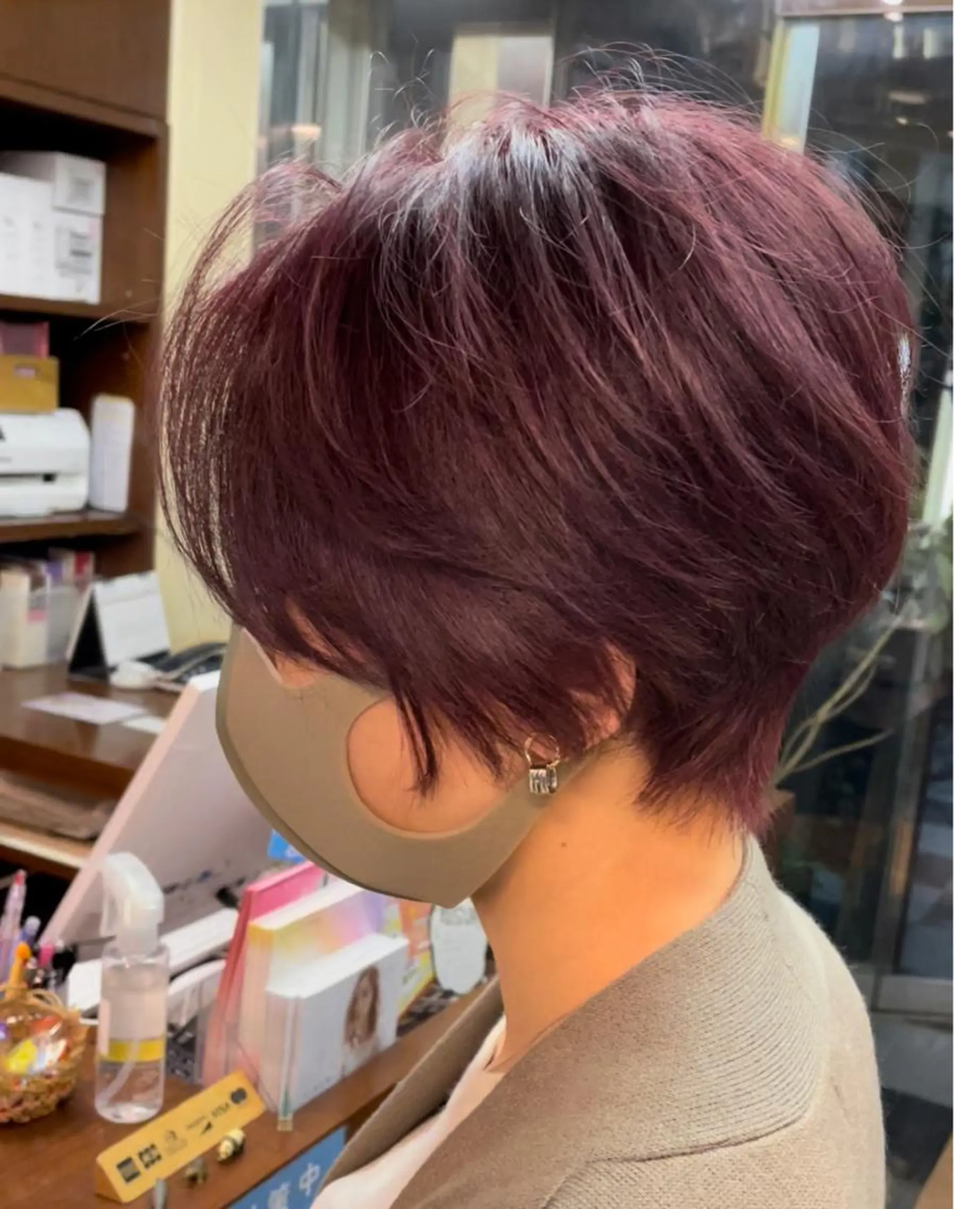 ショート カラー ヘアカラー トリートメント 古指 匠巳のヘアスタイル