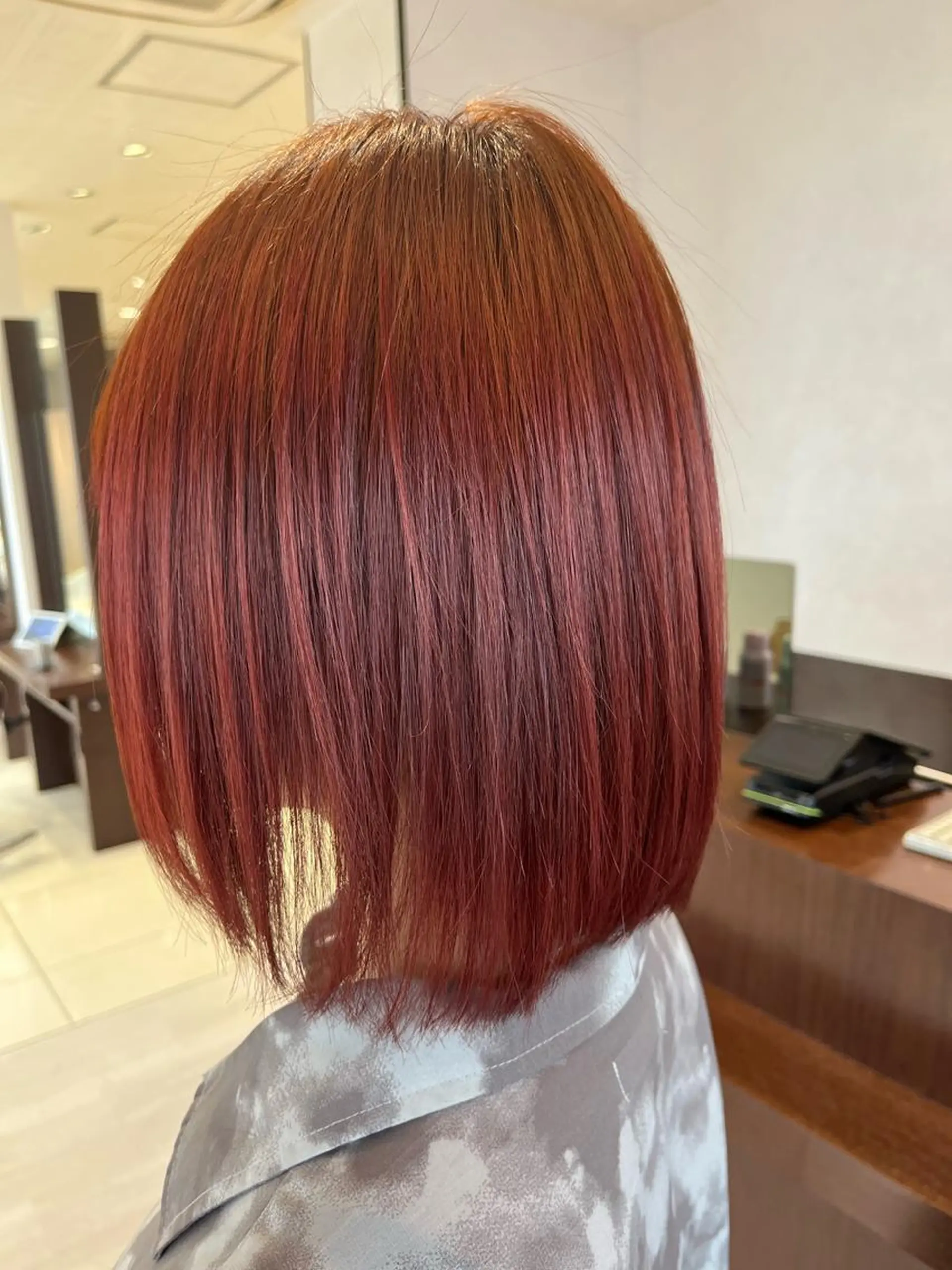 ミディアム EARTH長岡 🌼渡辺まい🌼のヘアスタイル