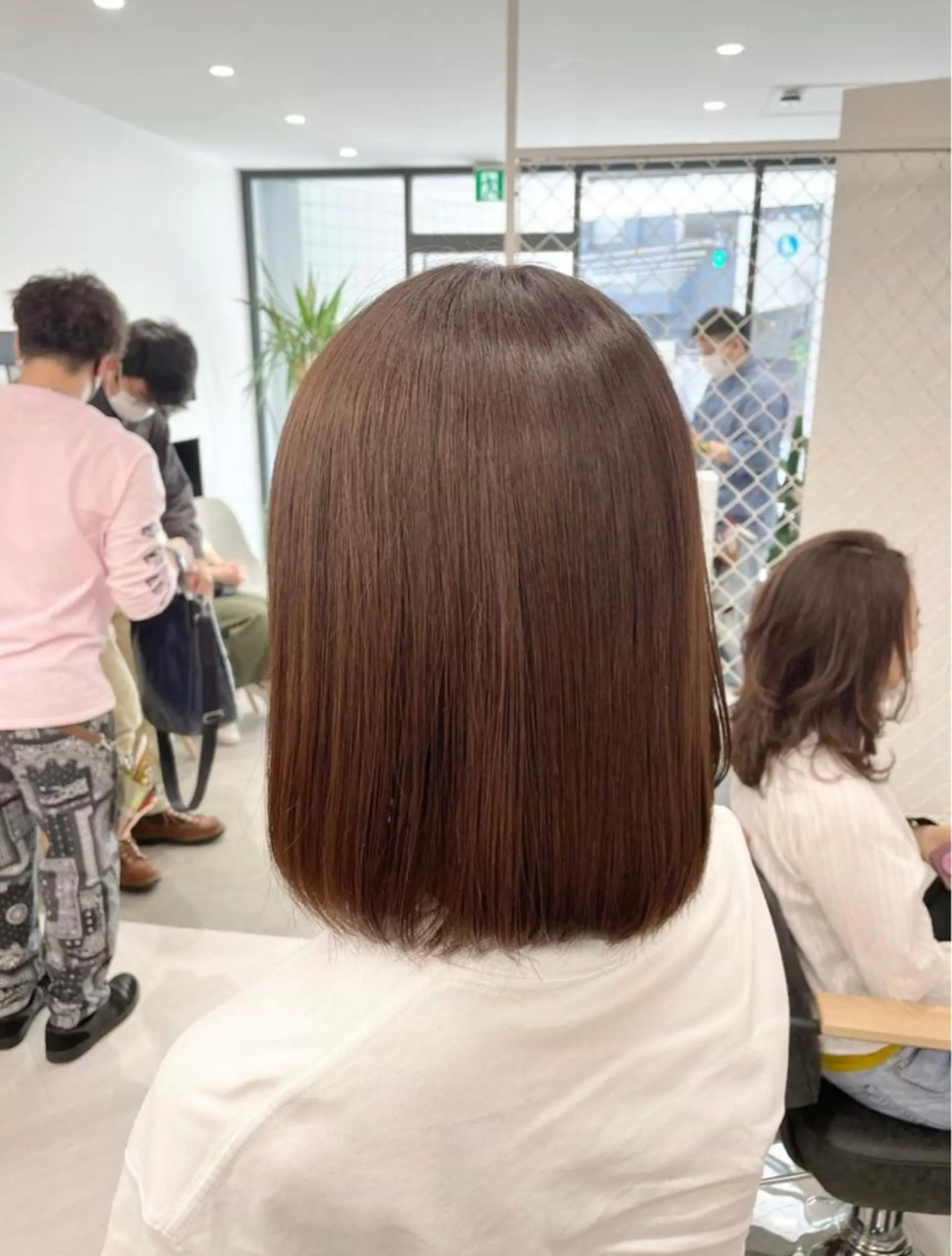 ミディアム カラー ブリーチ ブラウンカラー ブリーチなしカラー mona/ ストレートスタイル✨のヘアスタイル