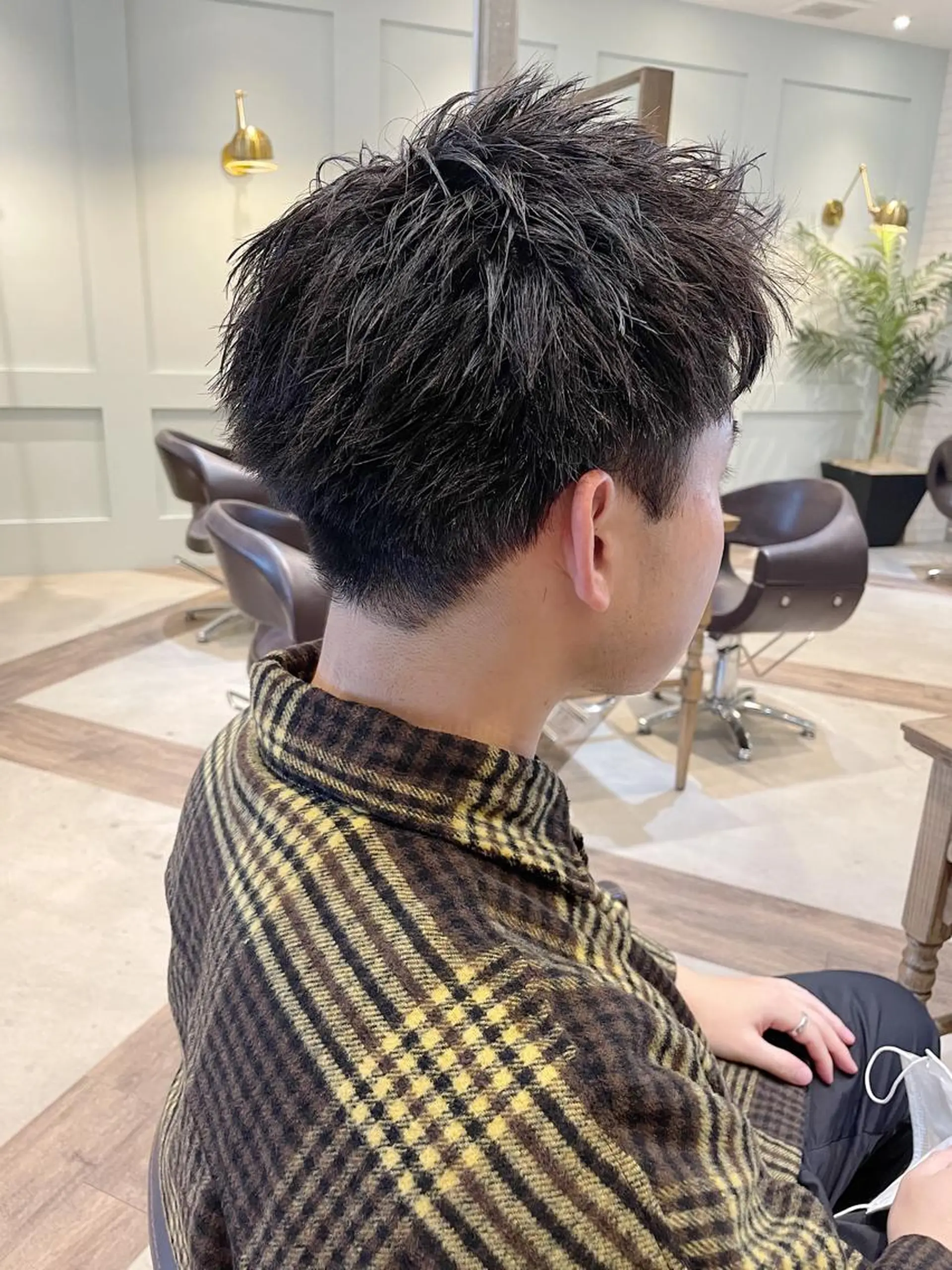 メンズ ケアブリーチ /髪質 改善/古橋圭史郎のヘアスタイル