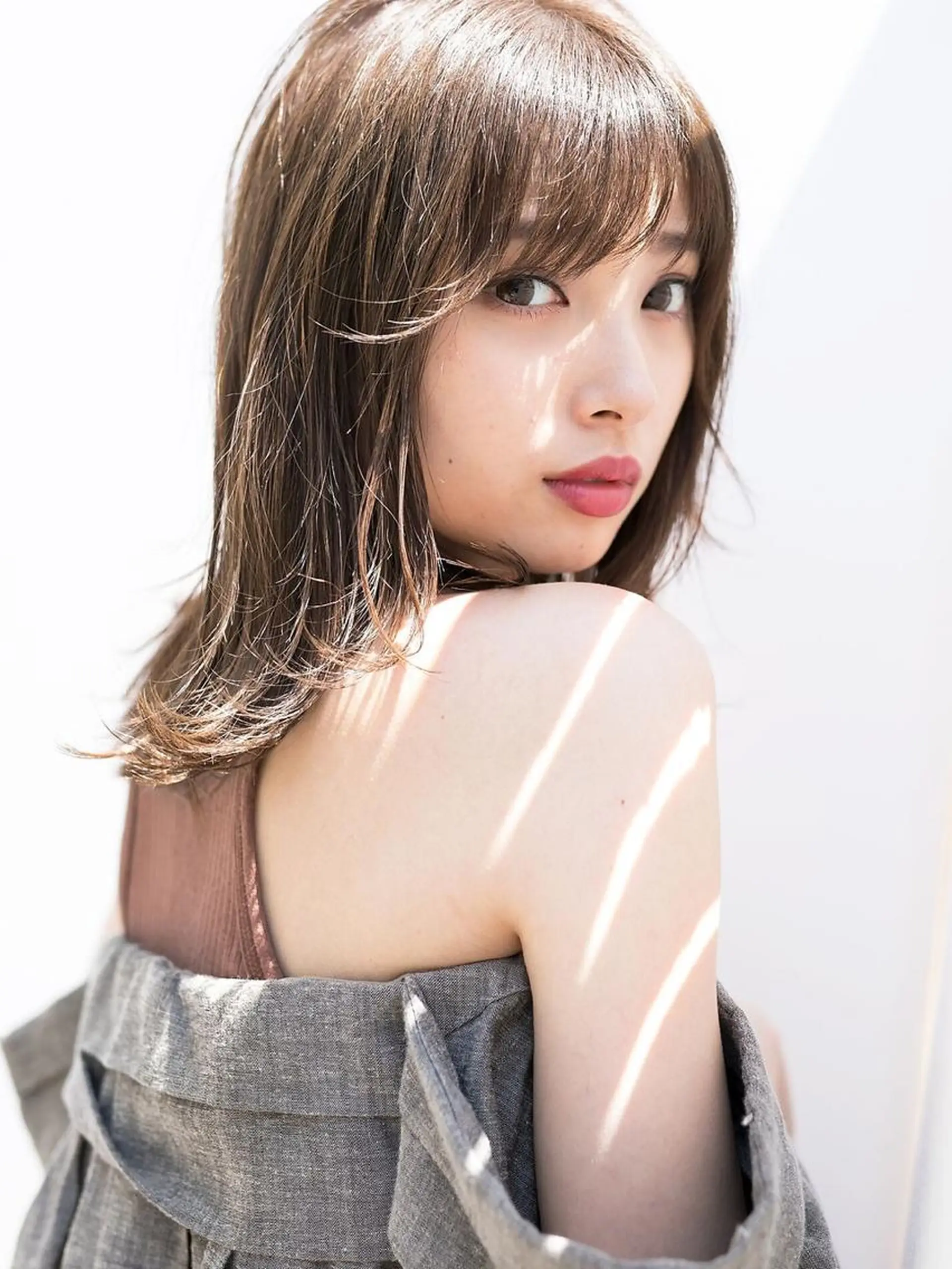 セミロング カラー 透明感カラー レイヤーカット Silk-lei【銀座店】所属・銀座/美髪縮毛矯正 /髪質改善/山本翔華のヘアスタイル