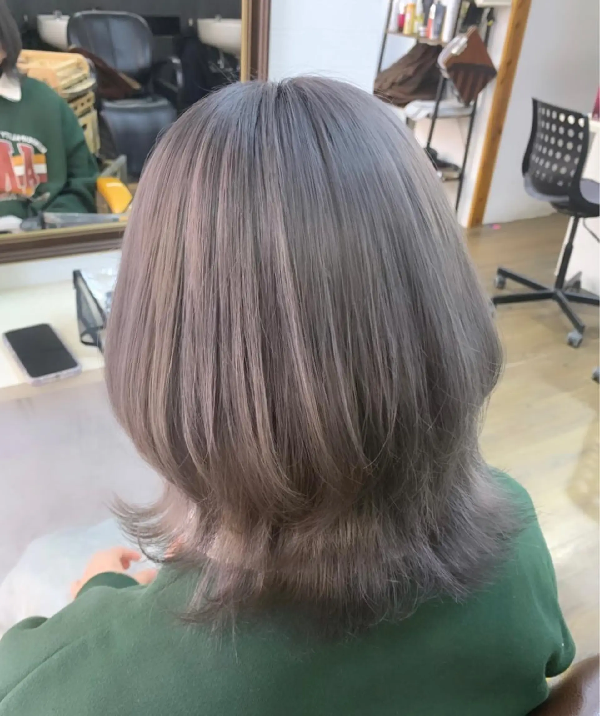 ミディアム カラー ブリーチ ケアブリーチ ヘアカラー 🧠U-topia 西村彩🧠のヘアスタイル