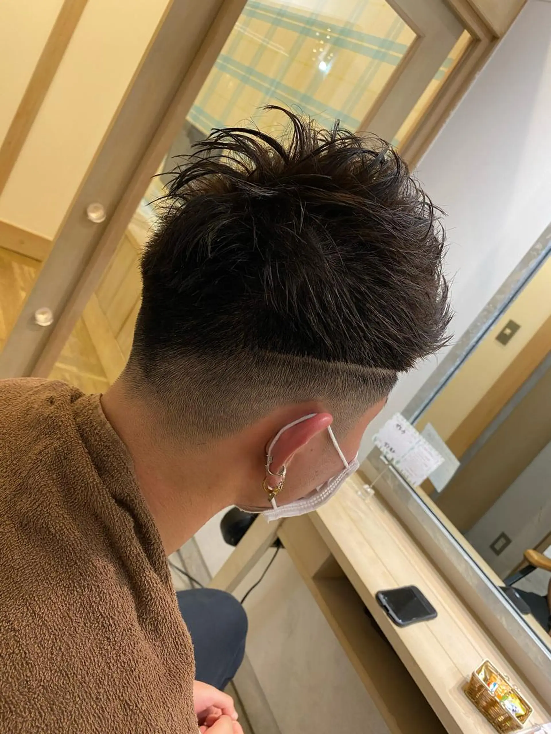 メンズ フェードカット EARTH 榎本のヘアスタイル