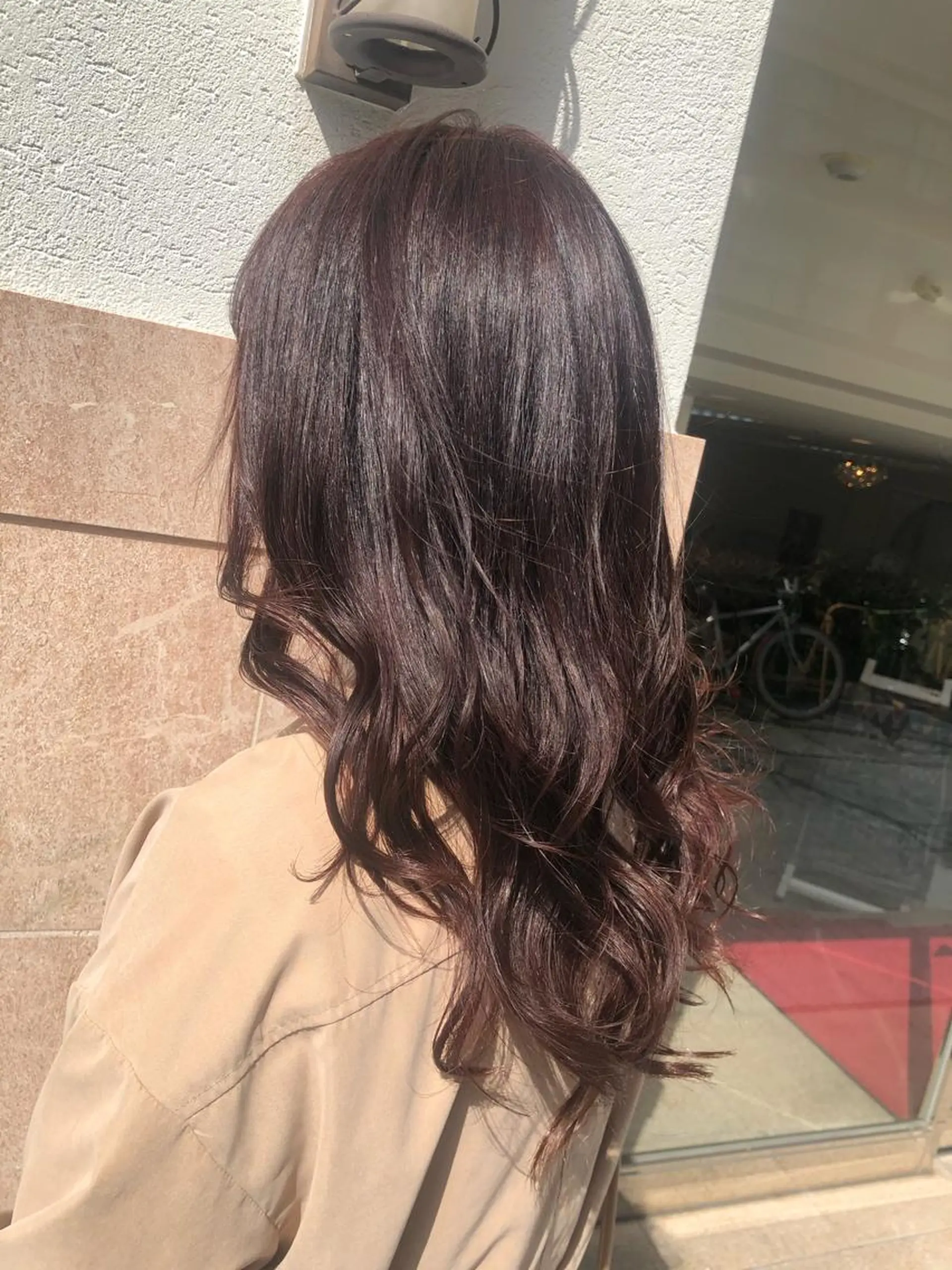 カラー トルクアータ伏見 MIKUのヘアスタイル