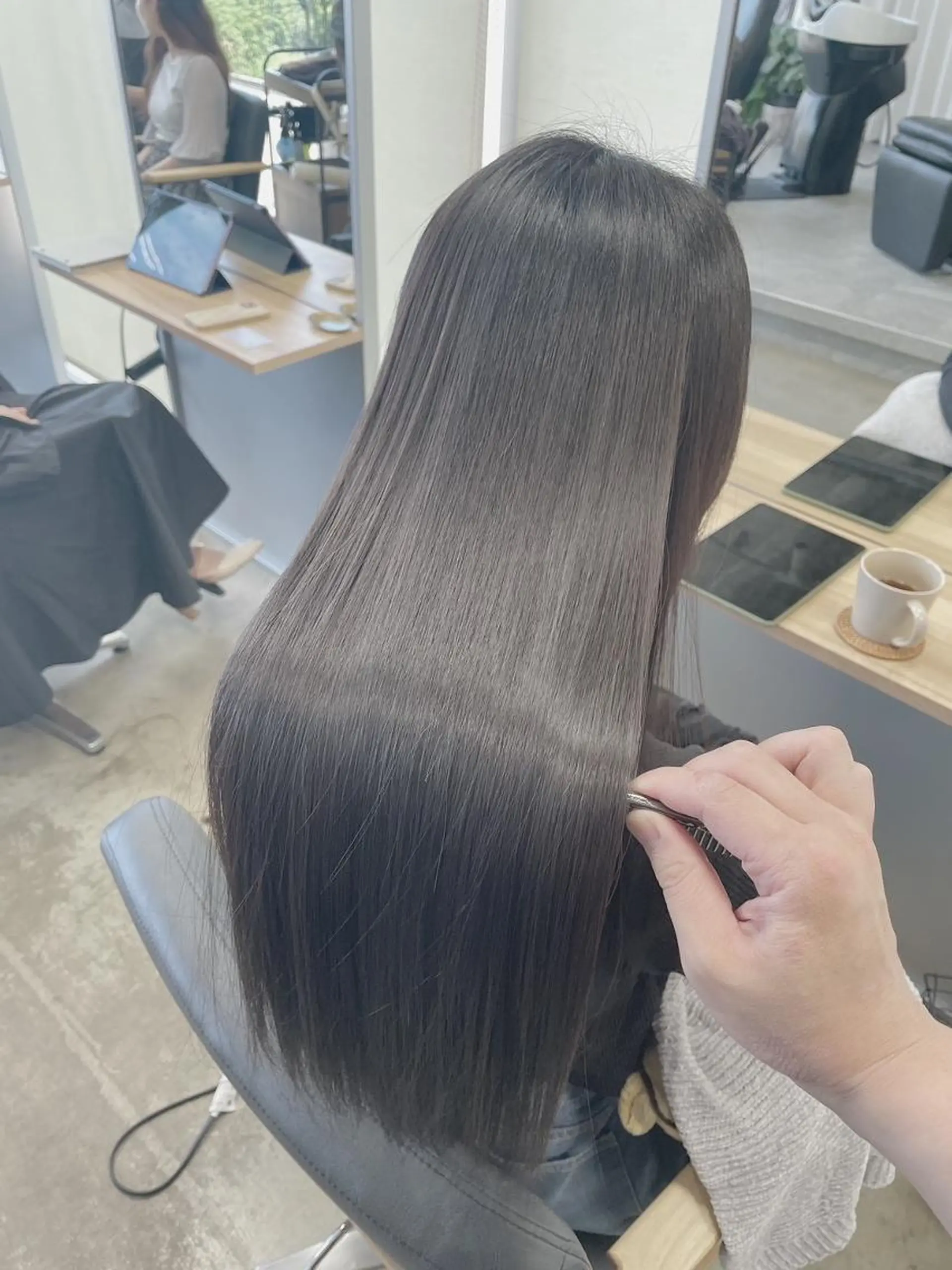 ロング 髪質改善 カット 縮毛矯正 トリートメント 髪質改善✨縮毛矯正✨ が得意‼️高島英隆のヘアスタイル